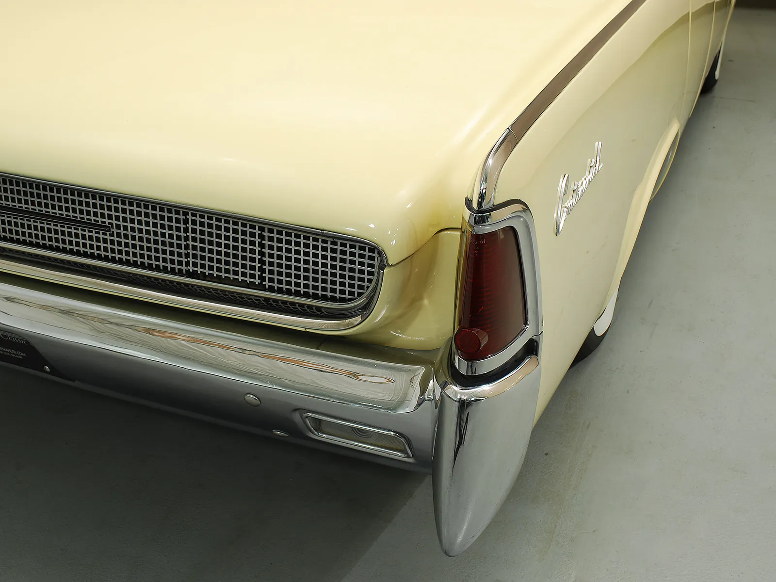 1961 Lincoln Continental 4dr Convertible Courtesy of Hyman Ltd.