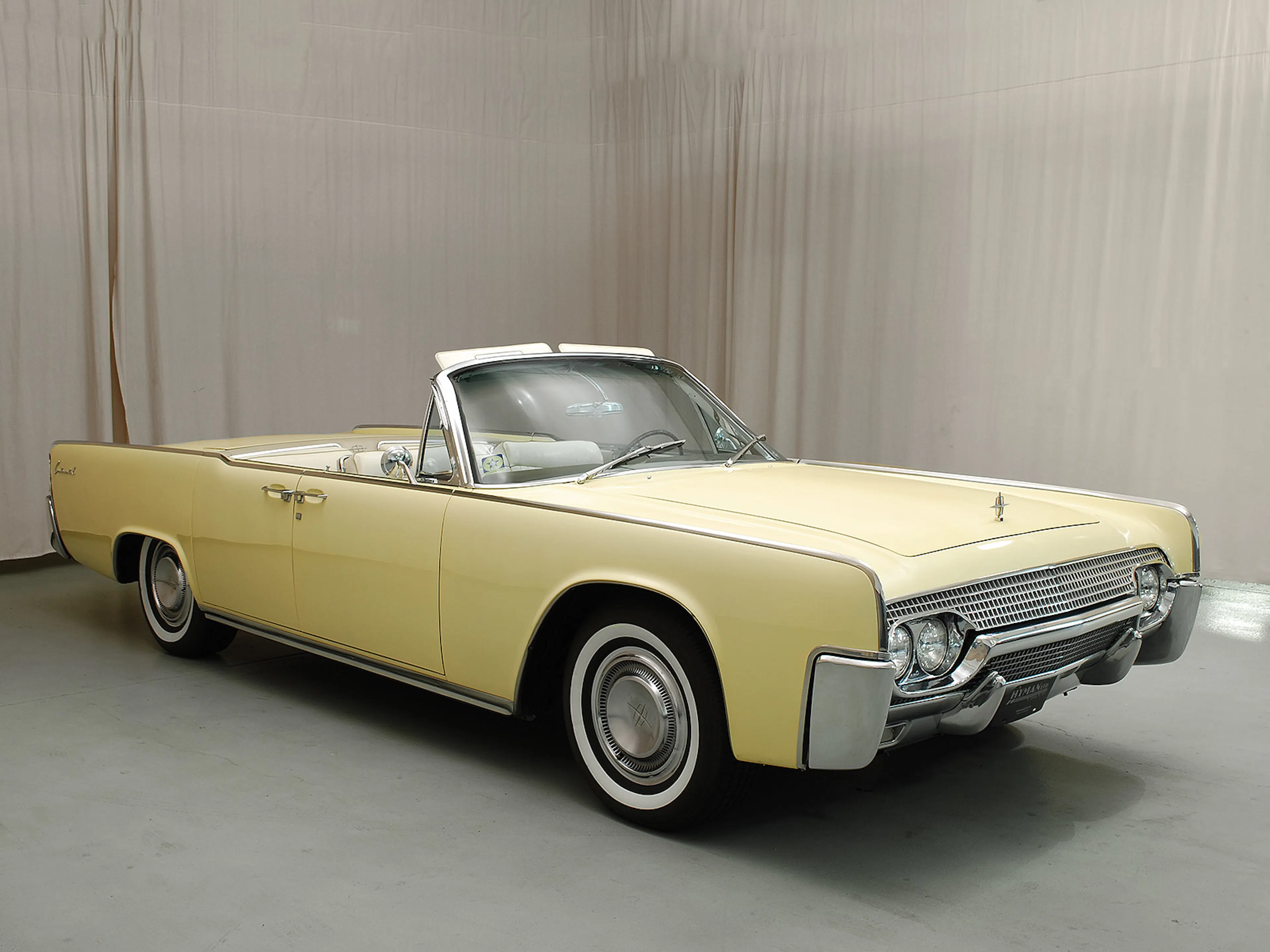 1961 Lincoln Continental 4dr Convertible Courtesy of Hyman Ltd.