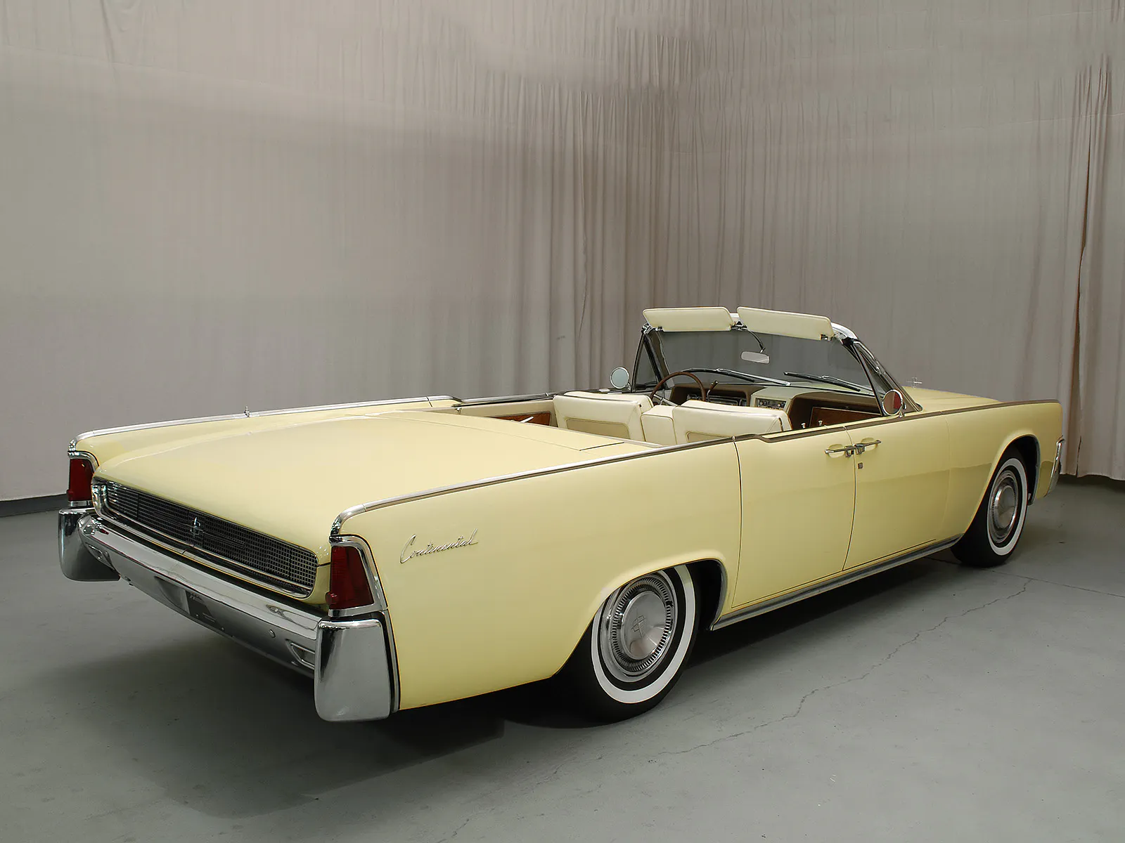 1961 Lincoln Continental 4dr Convertible Courtesy of Hyman Ltd.