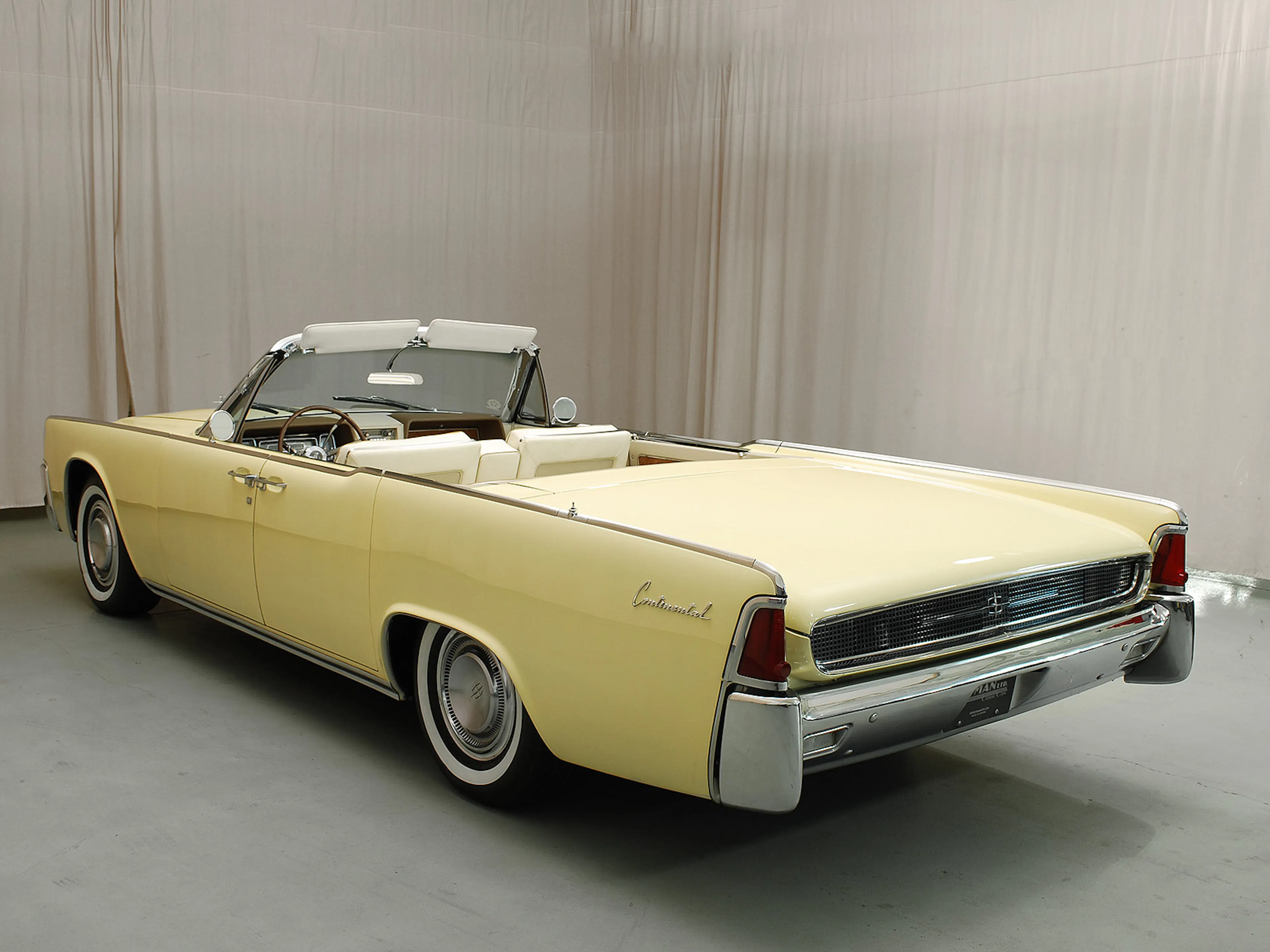 1961 Lincoln Continental 4dr Convertible Courtesy of Hyman Ltd.