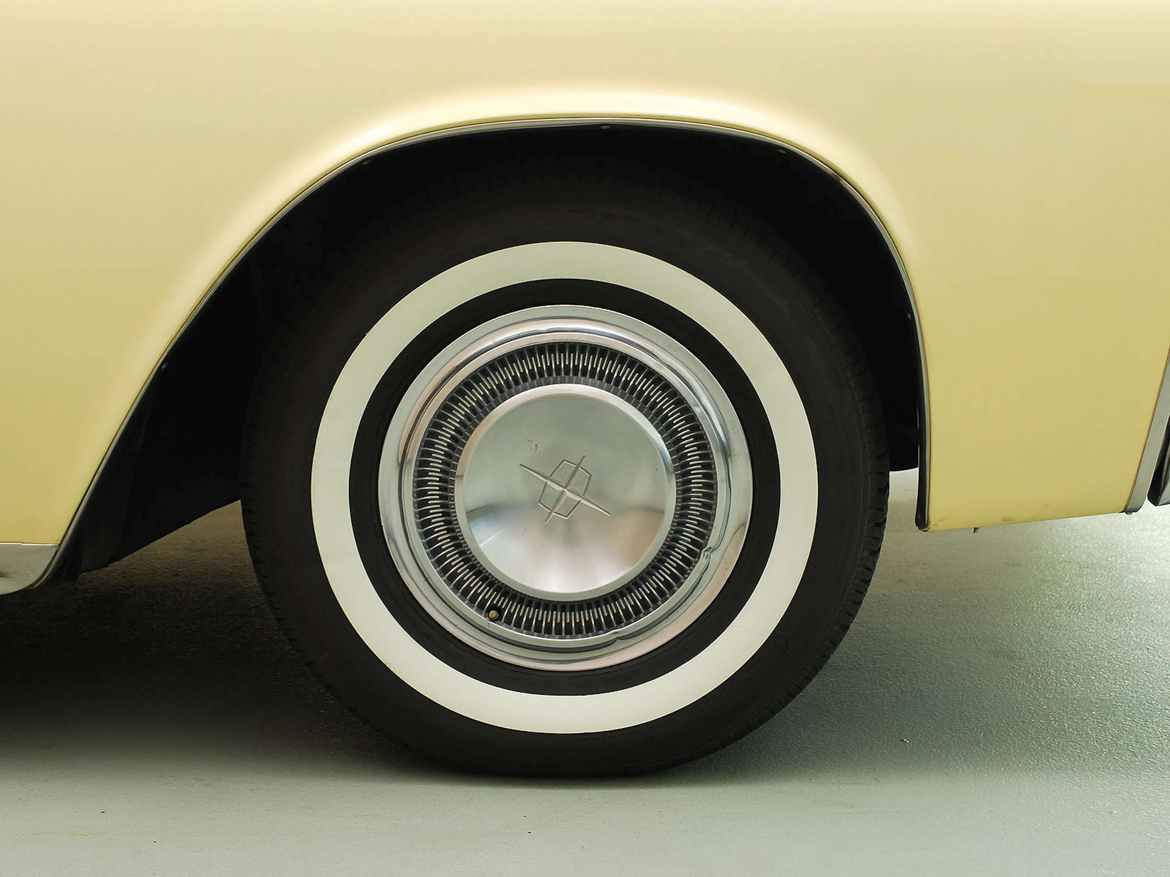 1961 Lincoln Continental 4dr Convertible Courtesy of Hyman Ltd.
