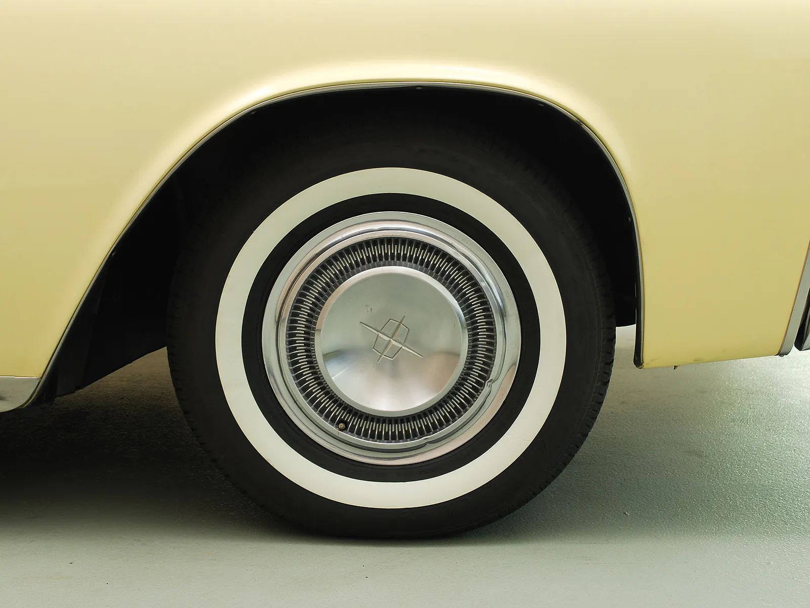 1961 Lincoln Continental 4dr Convertible Courtesy of Hyman Ltd.