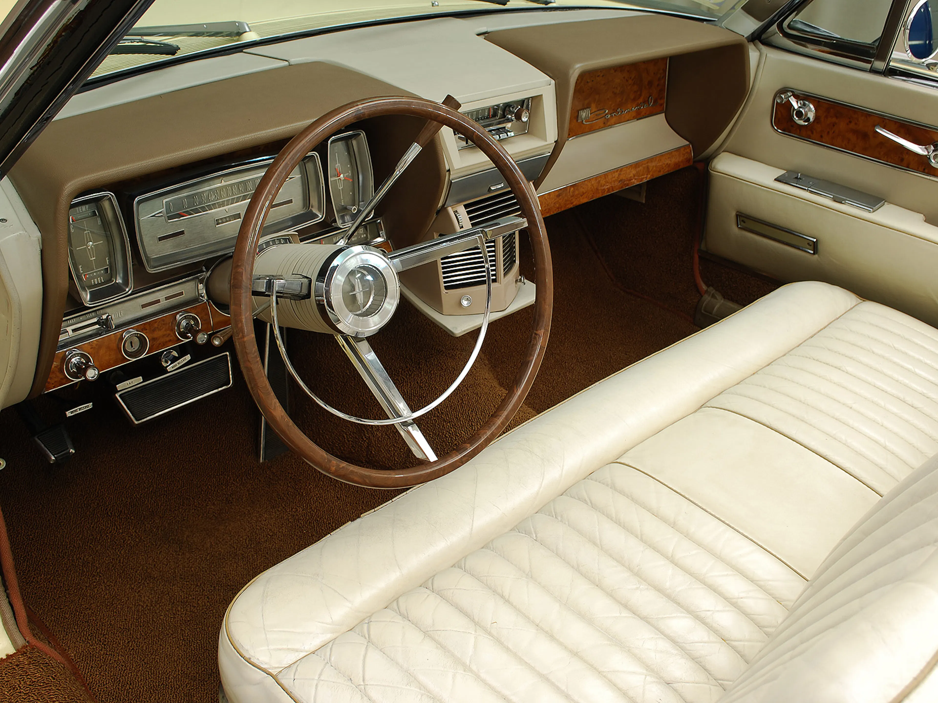 1961 Lincoln Continental 4dr Convertible Courtesy of Hyman Ltd.