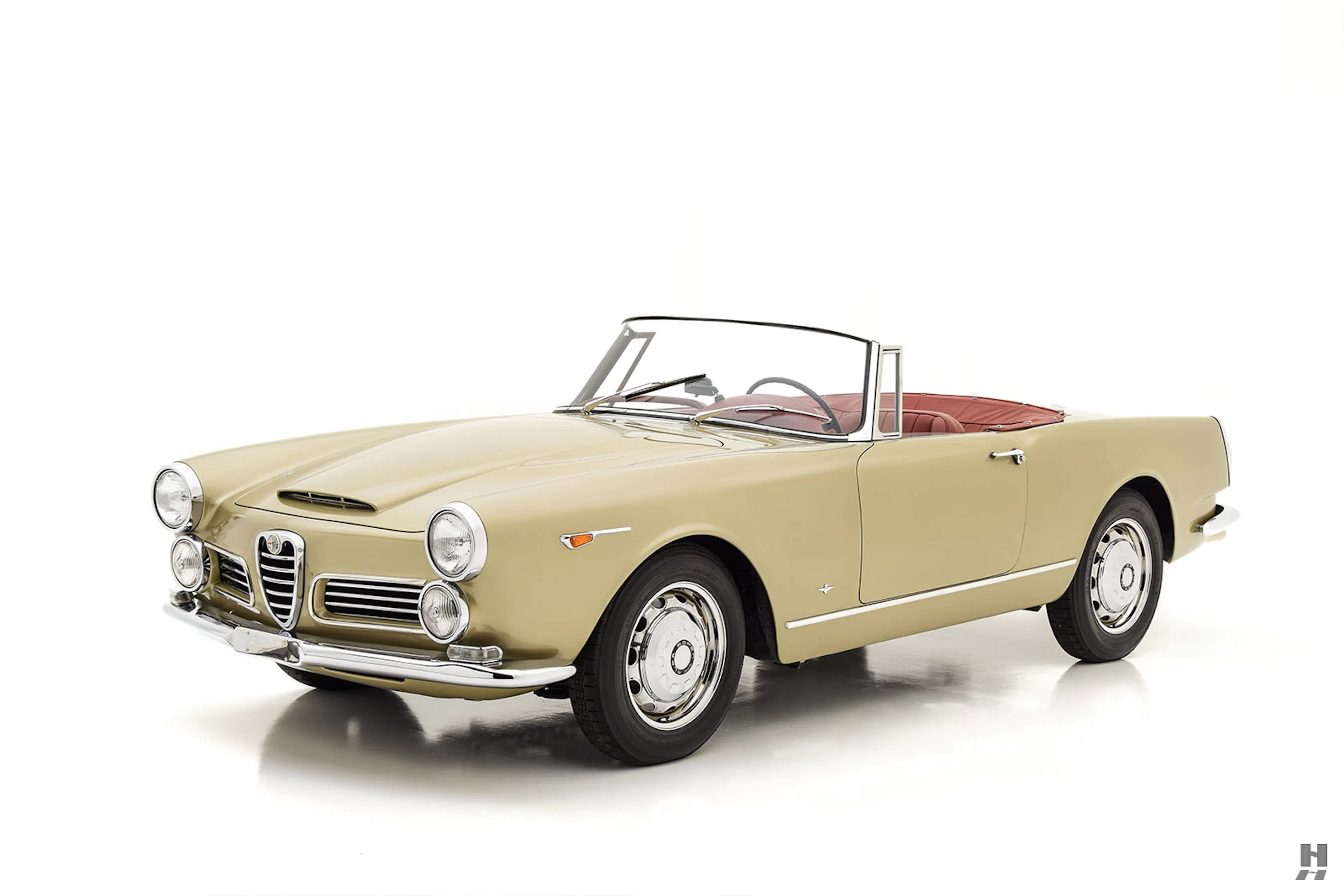 MX40102-153 ALFA ROMEO 2600 Spider Gris - 1962 au 1/43 de MATRIX