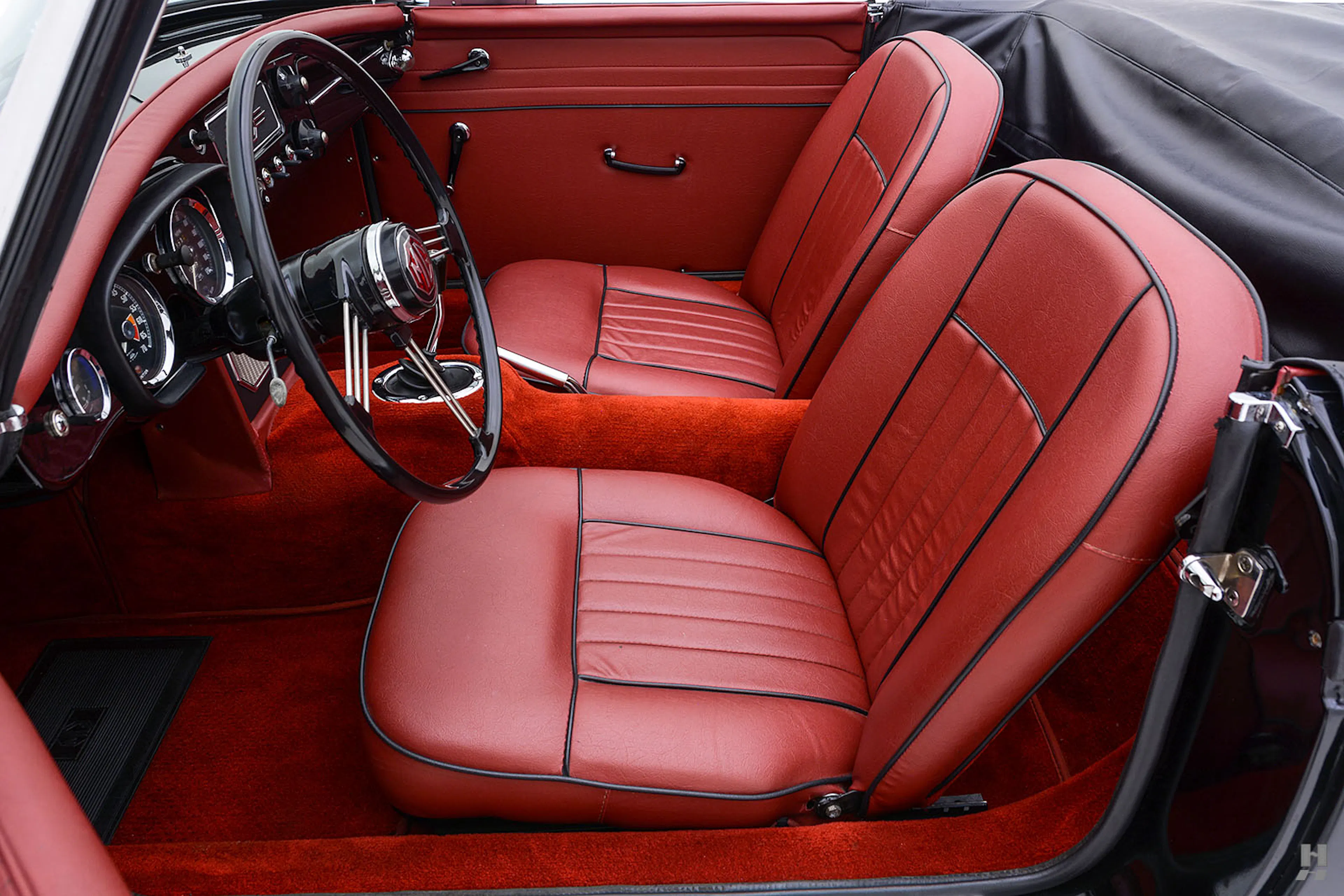 1963 MG MGB Mk I 2dr Roadster Courtesy of Hyman Ltd.