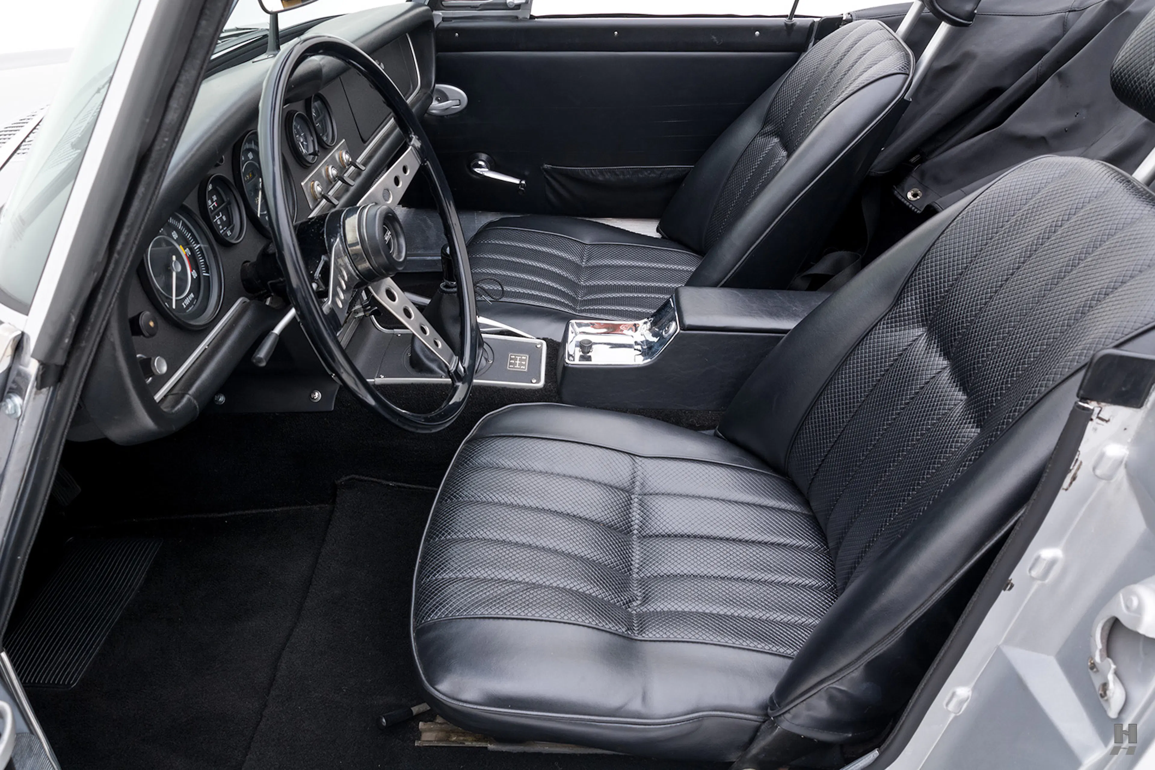 1967 Datsun 2000 2dr Convertible Courtesy of Hyman Ltd.