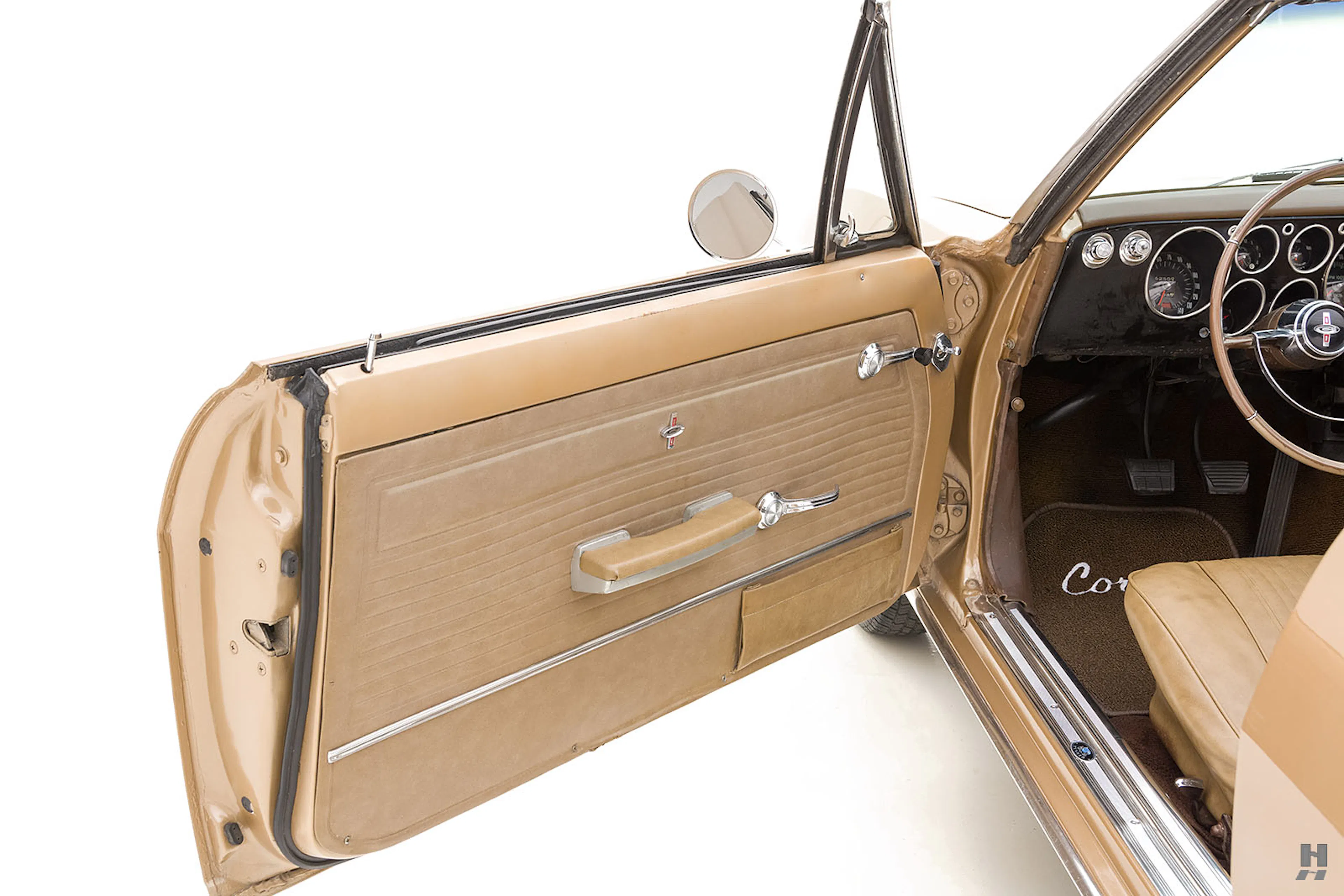 1965 Chevrolet Corvair Corsa 2dr Convertible Courtesy of Hyman Ltd.