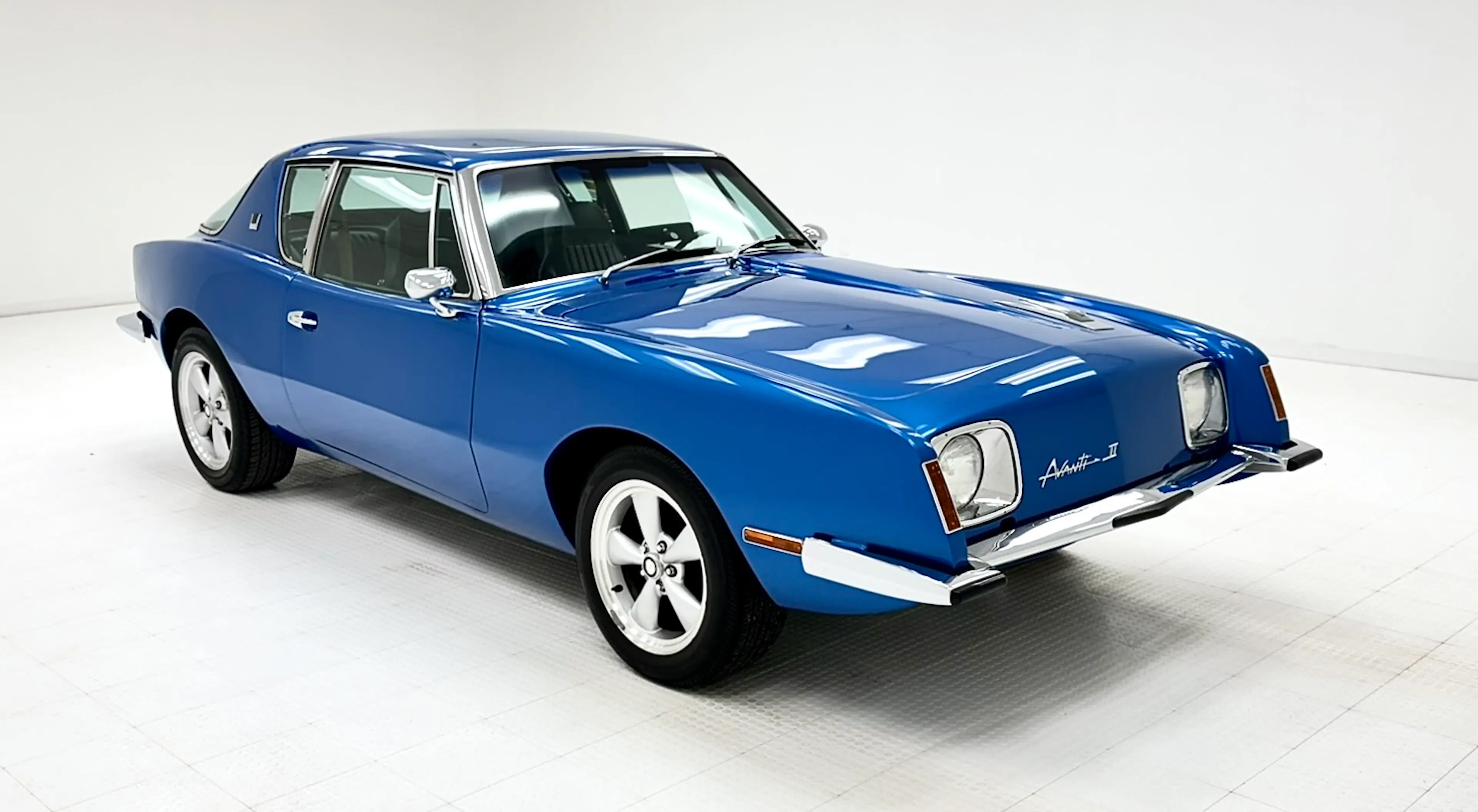1973 Avanti Avanti II 2dr Coupe Courtesy of Canepa