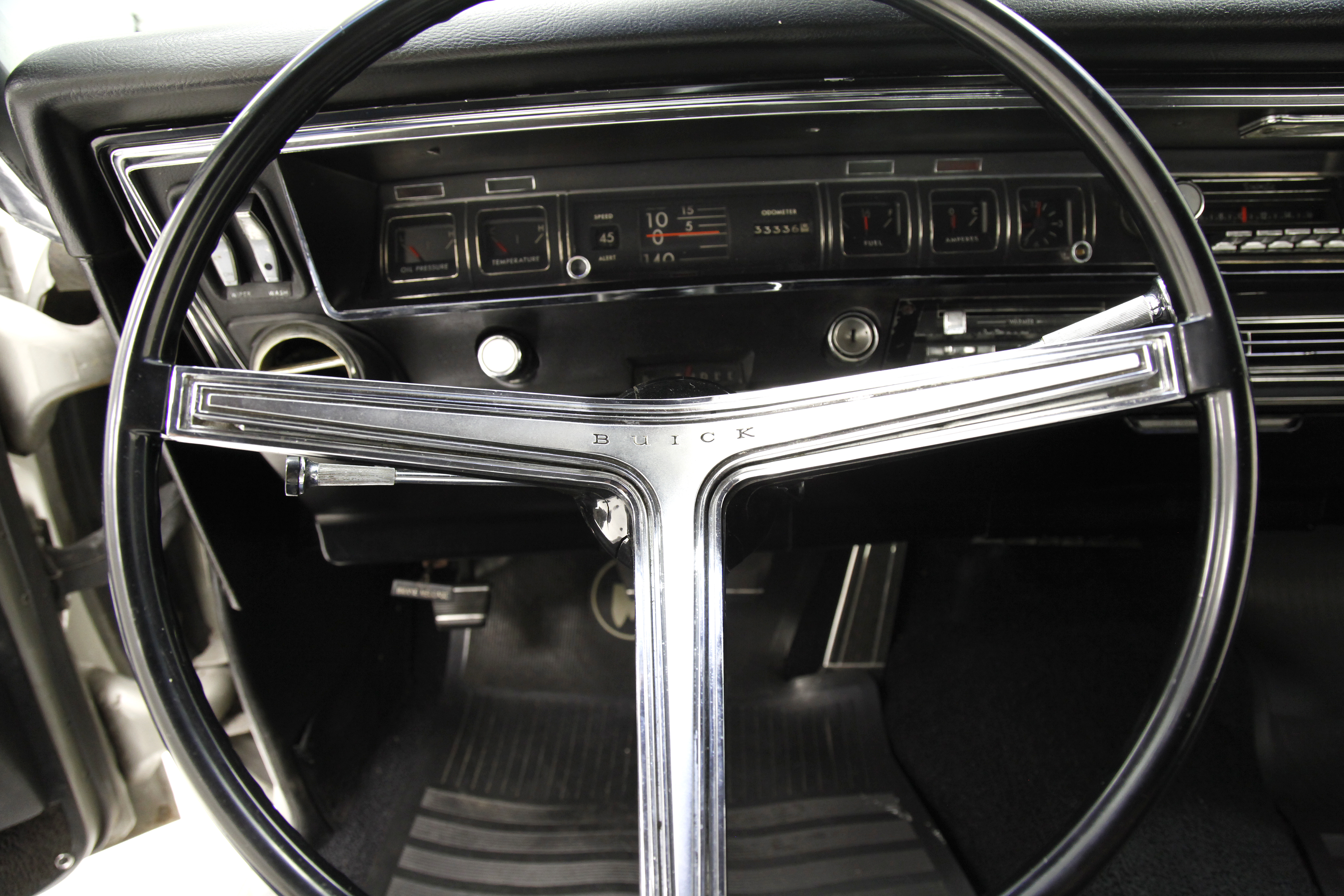 1967 buick riviera gs