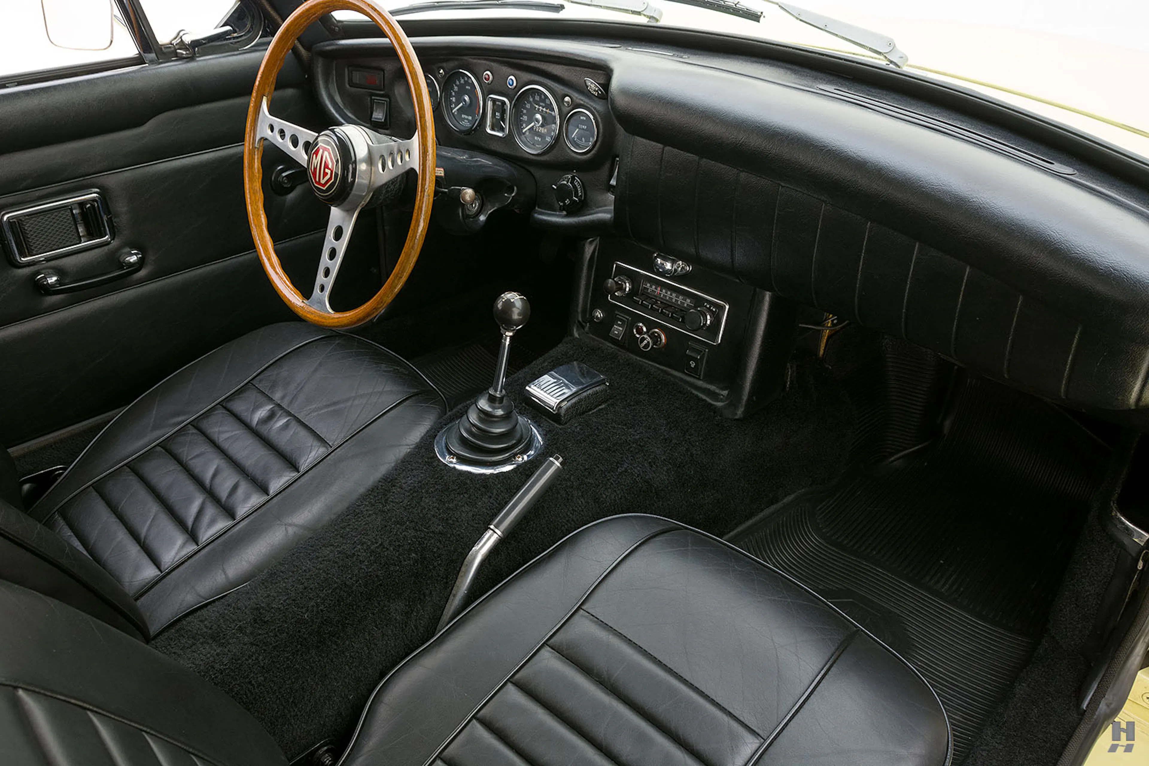 1969 MG MGC GT 2dr Coupe Courtesy of Hyman Ltd.