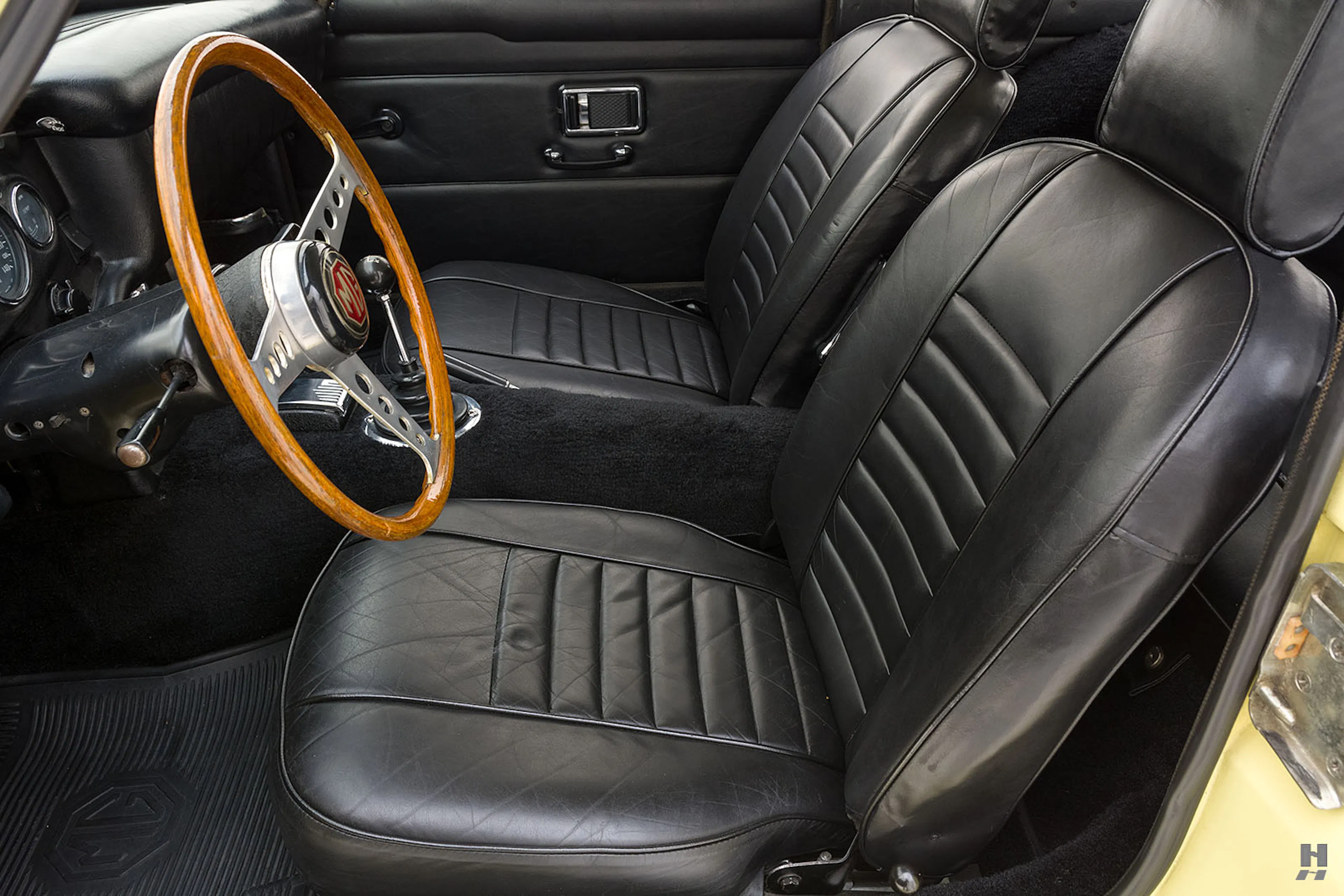 1969 MG MGC GT 2dr Coupe Courtesy of Hyman Ltd.