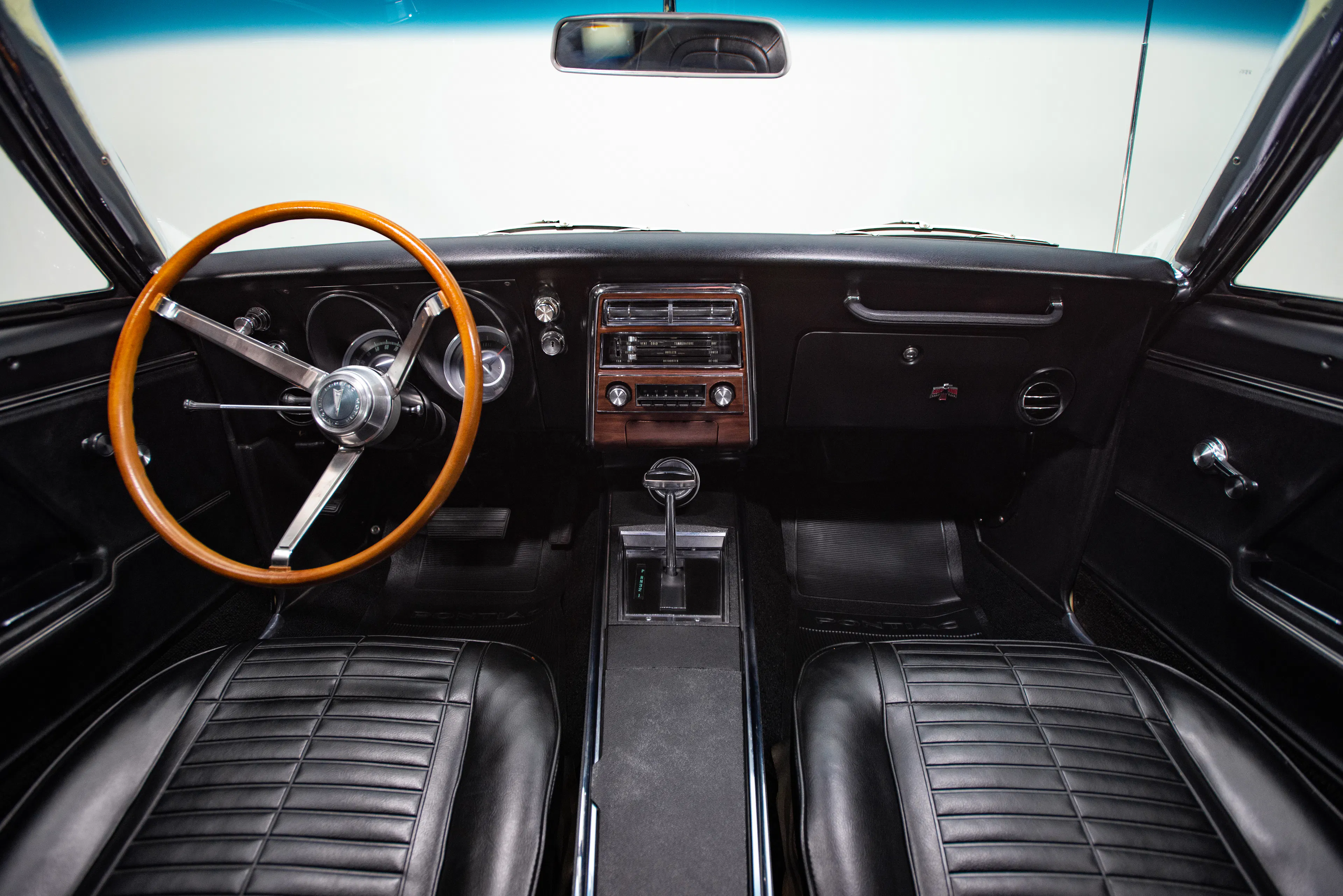 1967 Pontiac Firebird 400 2dr Hardtop Coupe Courtesy of RK Motors