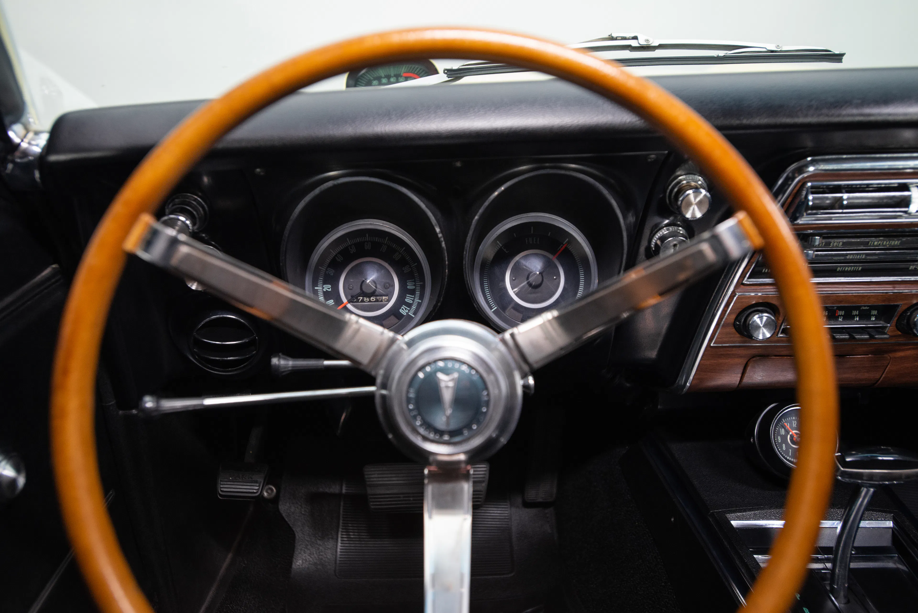 1967 Pontiac Firebird 400 2dr Hardtop Coupe Courtesy of RK Motors