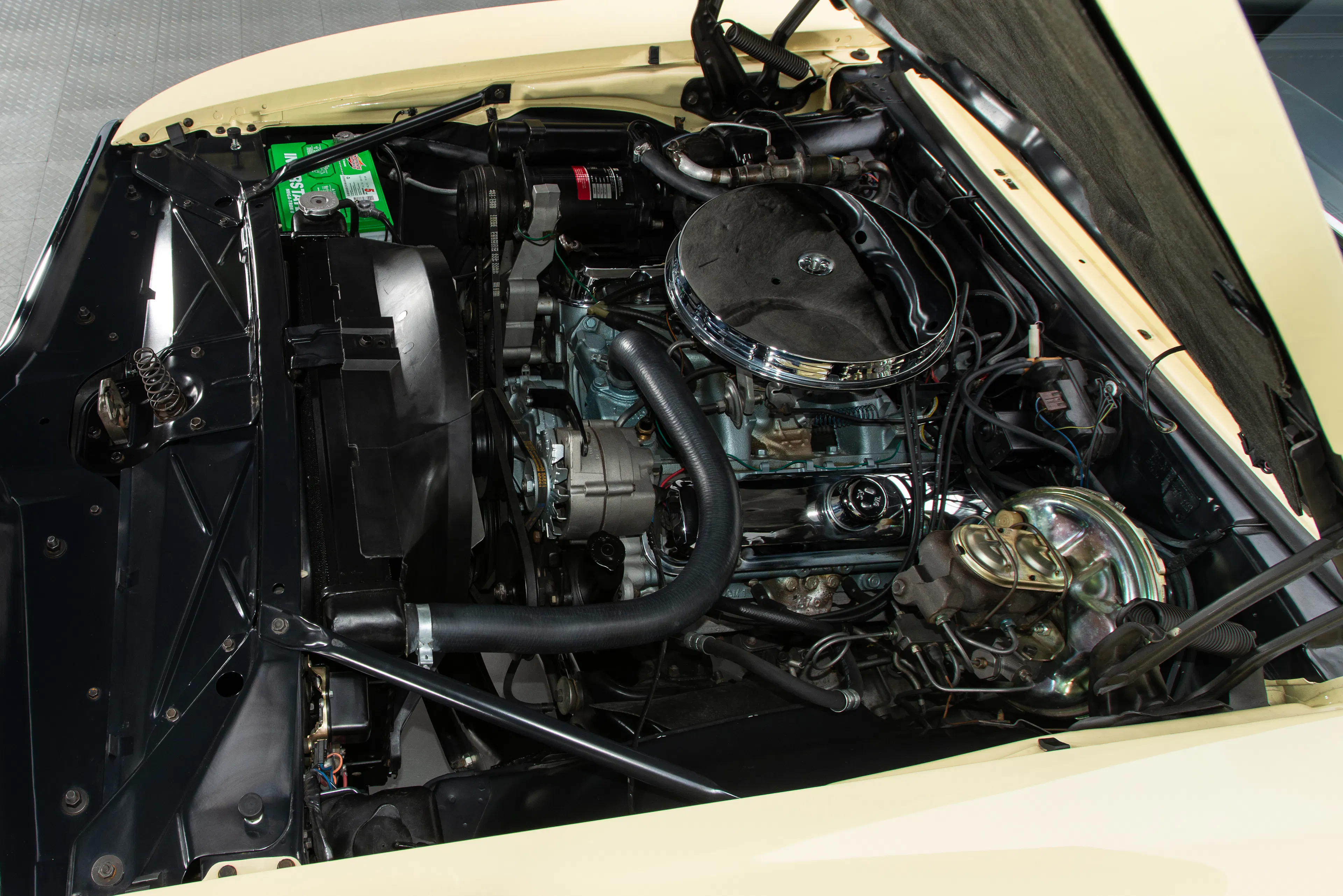 1967 Pontiac Firebird 400 2dr Hardtop Coupe Courtesy of RK Motors
