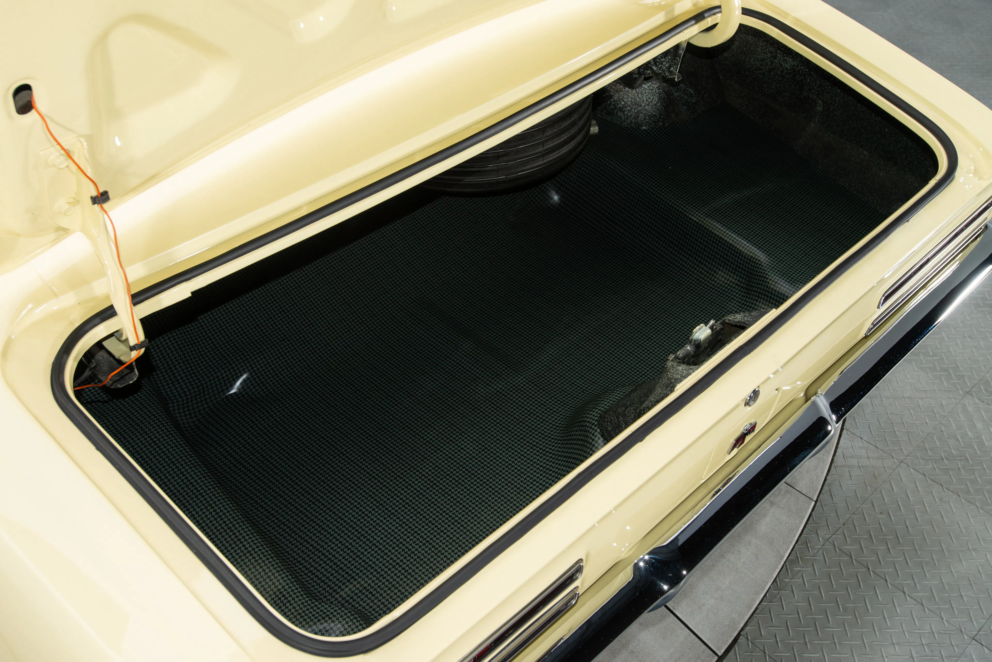1967 Pontiac Firebird 400 2dr Hardtop Coupe Courtesy of RK Motors