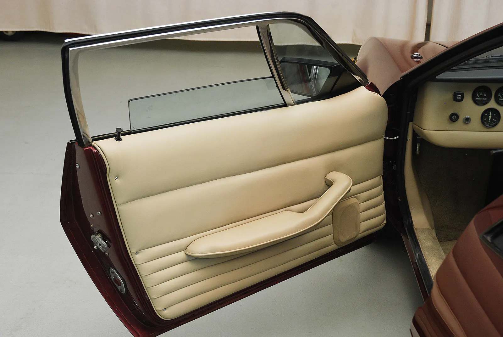 1967 DeTomaso Mangusta 2dr Coupe Courtesy of Hyman, Ltd.
