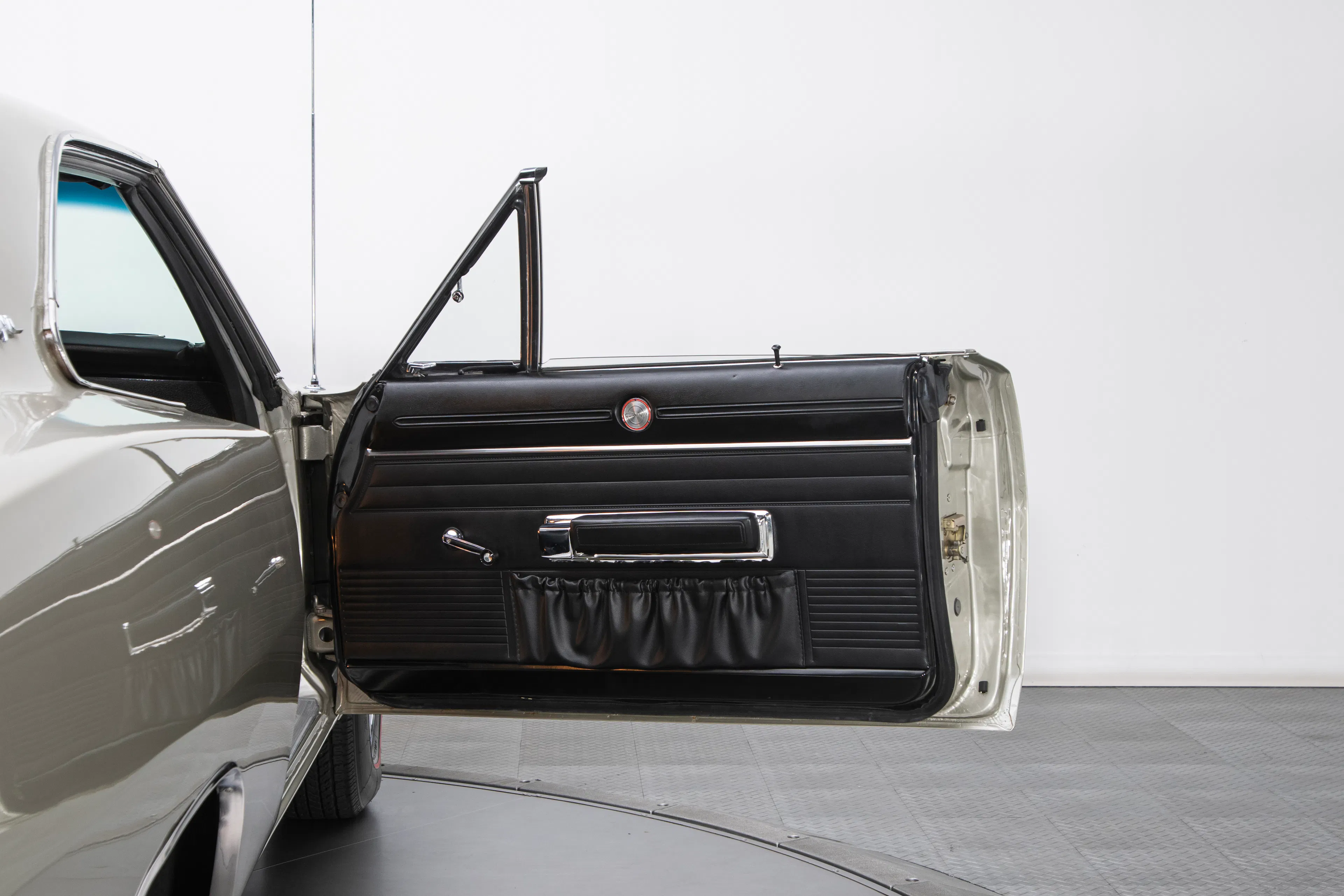 1969 Dodge Charger R/T 2dr Hardtop Coupe Courtesy of RK Motors