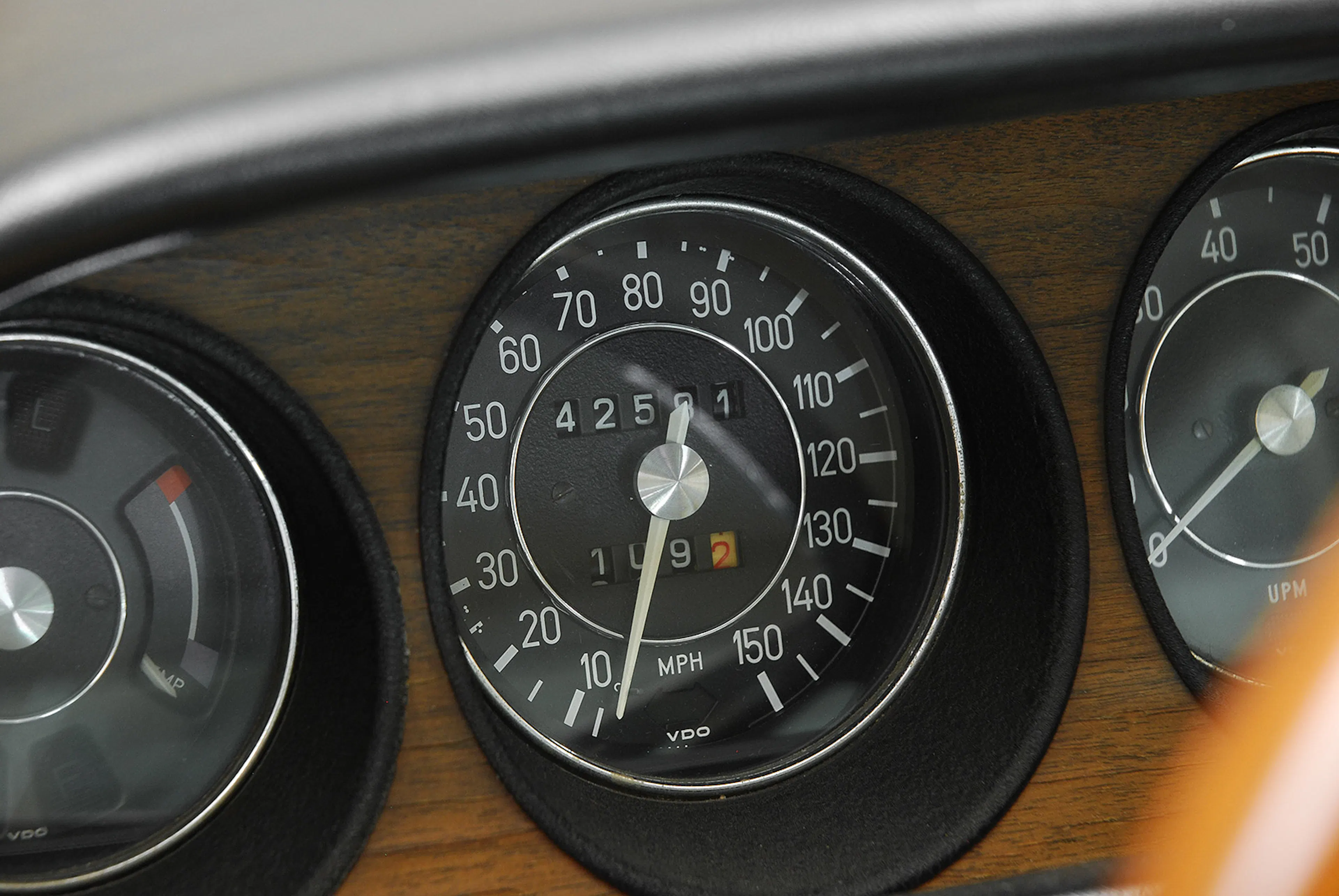 1974 BMW 3.0CS 2dr Coupe Courtesy of Hyman Ltd.