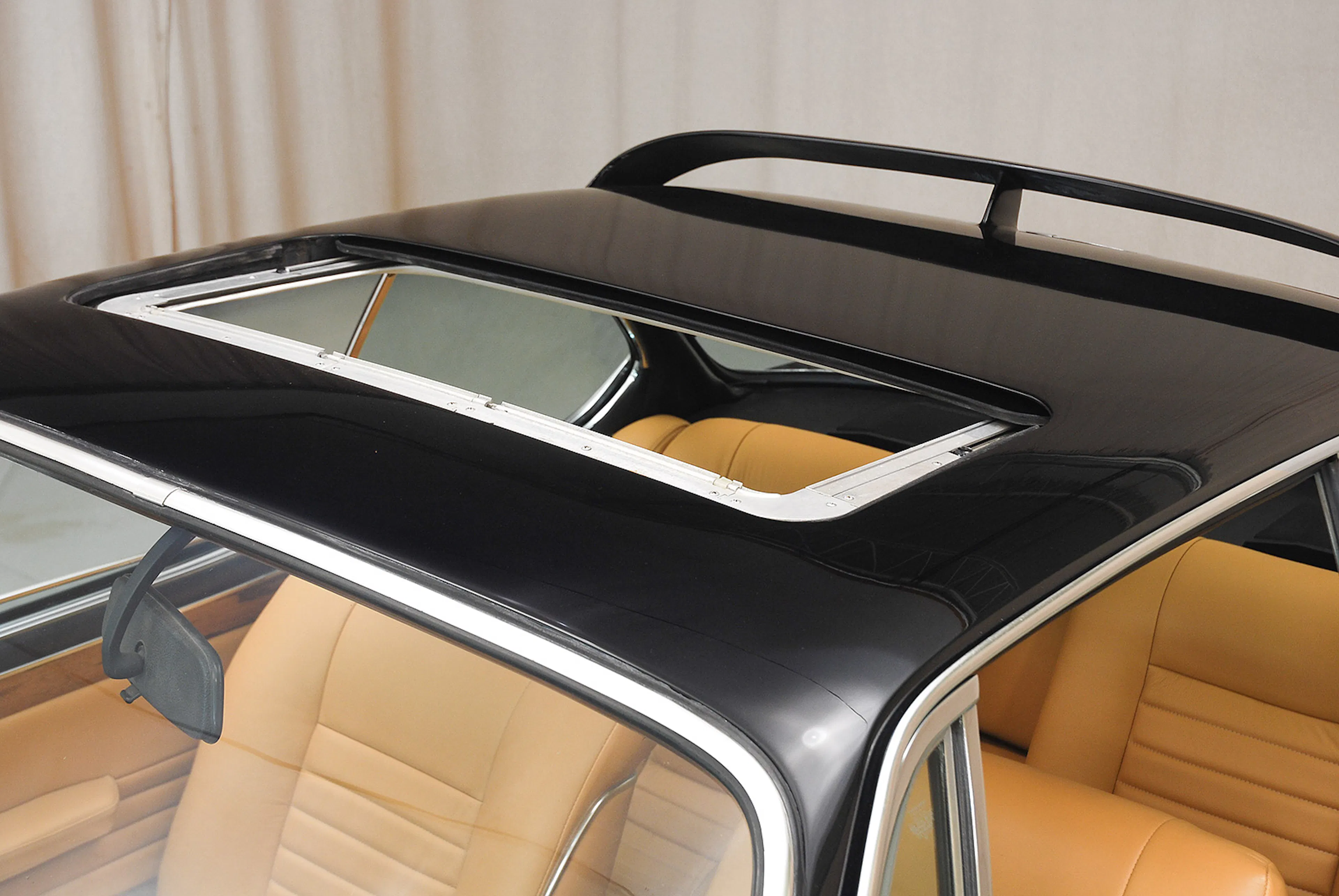1974 BMW 3.0CS 2dr Coupe Courtesy of Hyman Ltd.
