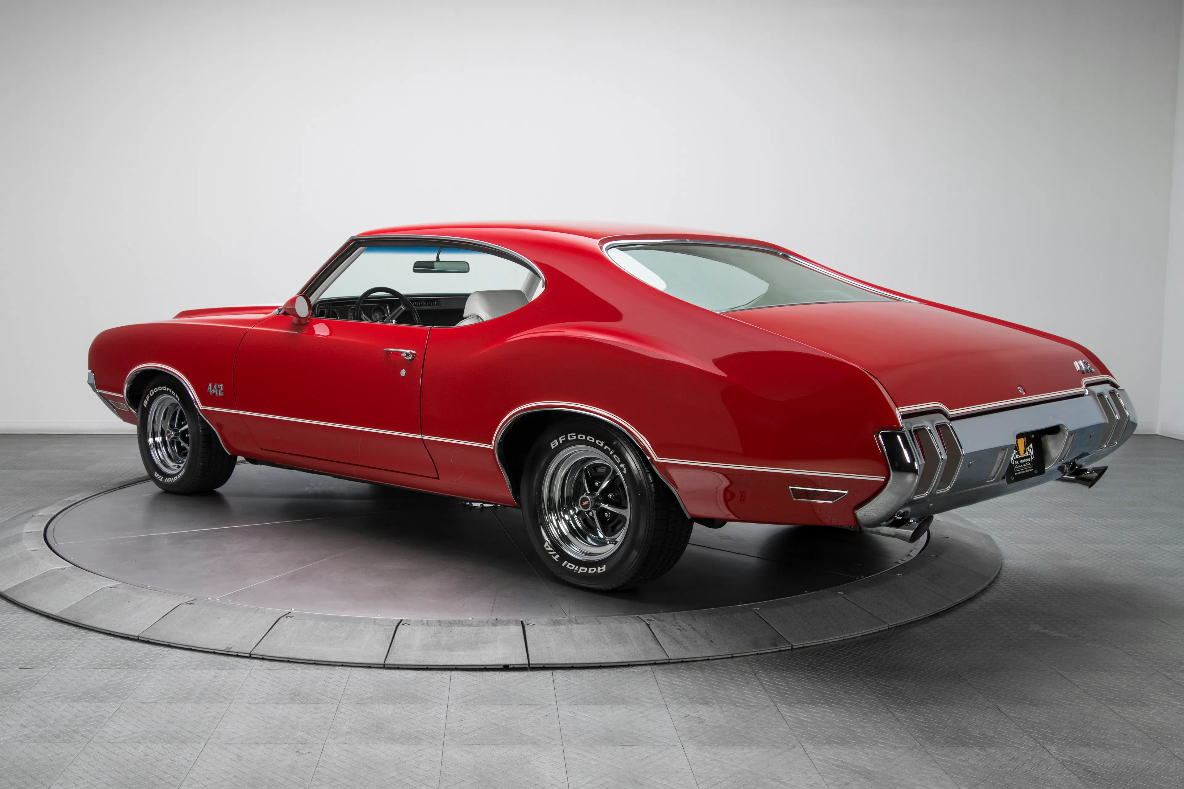 1970 Oldsmobile 4-4-2 2dr Sport Coupe Courtesy of RK Motors