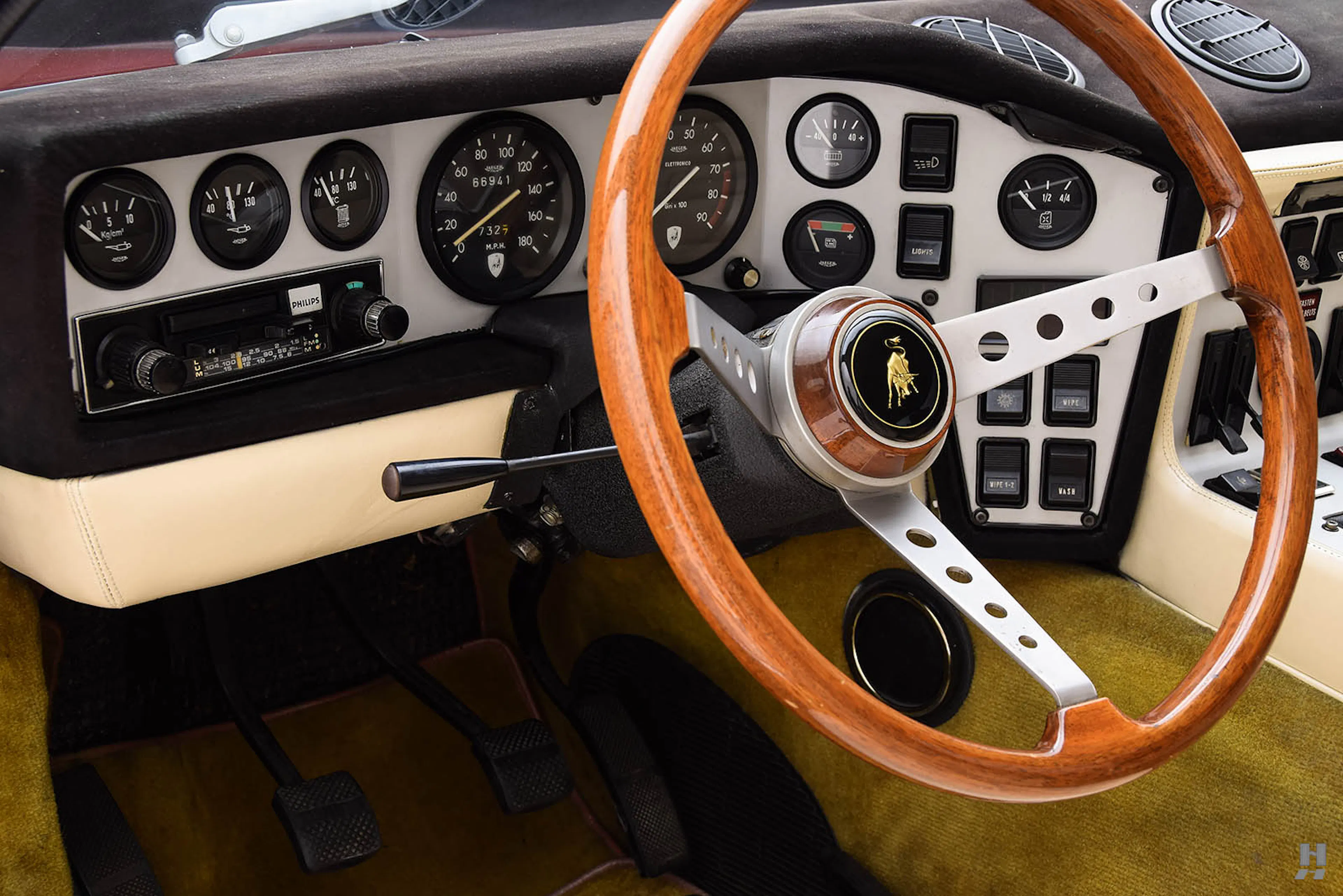 1973 Lamborghini Espada 400 GTE SIII 2dr Coupe Courtesy of Hyman Ltd.