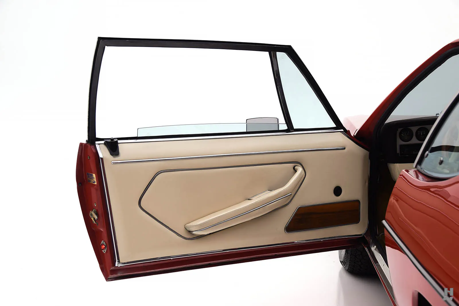 1973 Lamborghini Espada 400 GTE SIII 2dr Coupe Courtesy of Hyman Ltd.