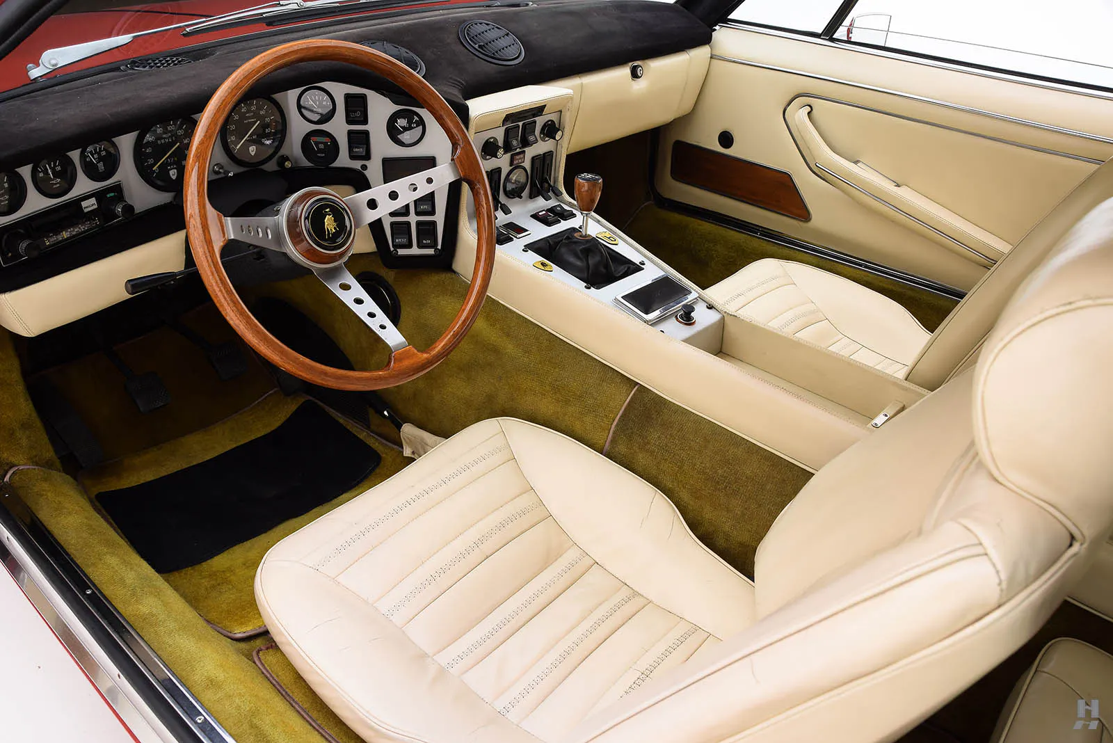 1973 Lamborghini Espada 400 GTE SIII 2dr Coupe Courtesy of Hyman Ltd.