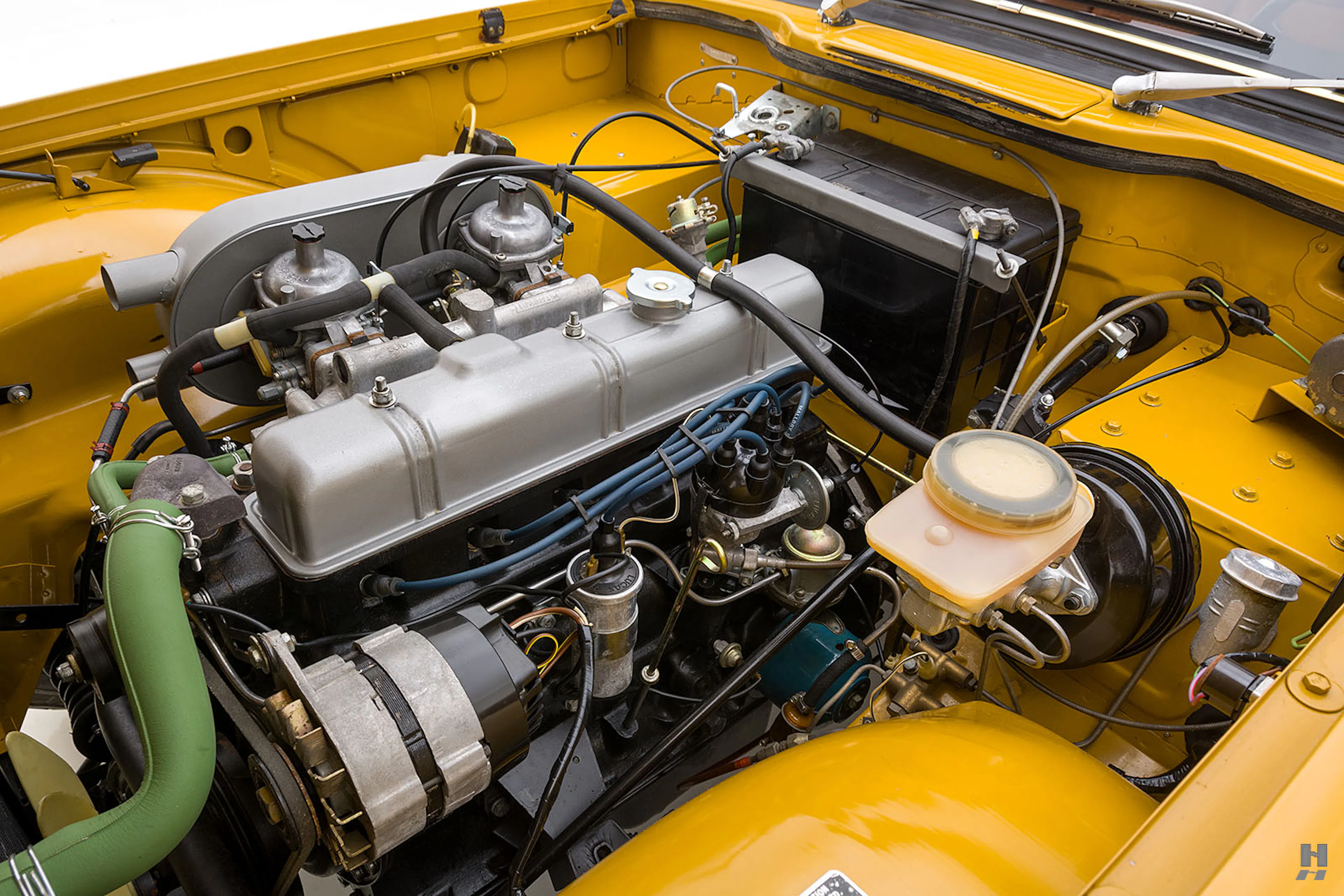 1971 Triumph TR6 2dr Convertible Courtesy of Hyman Ltd.