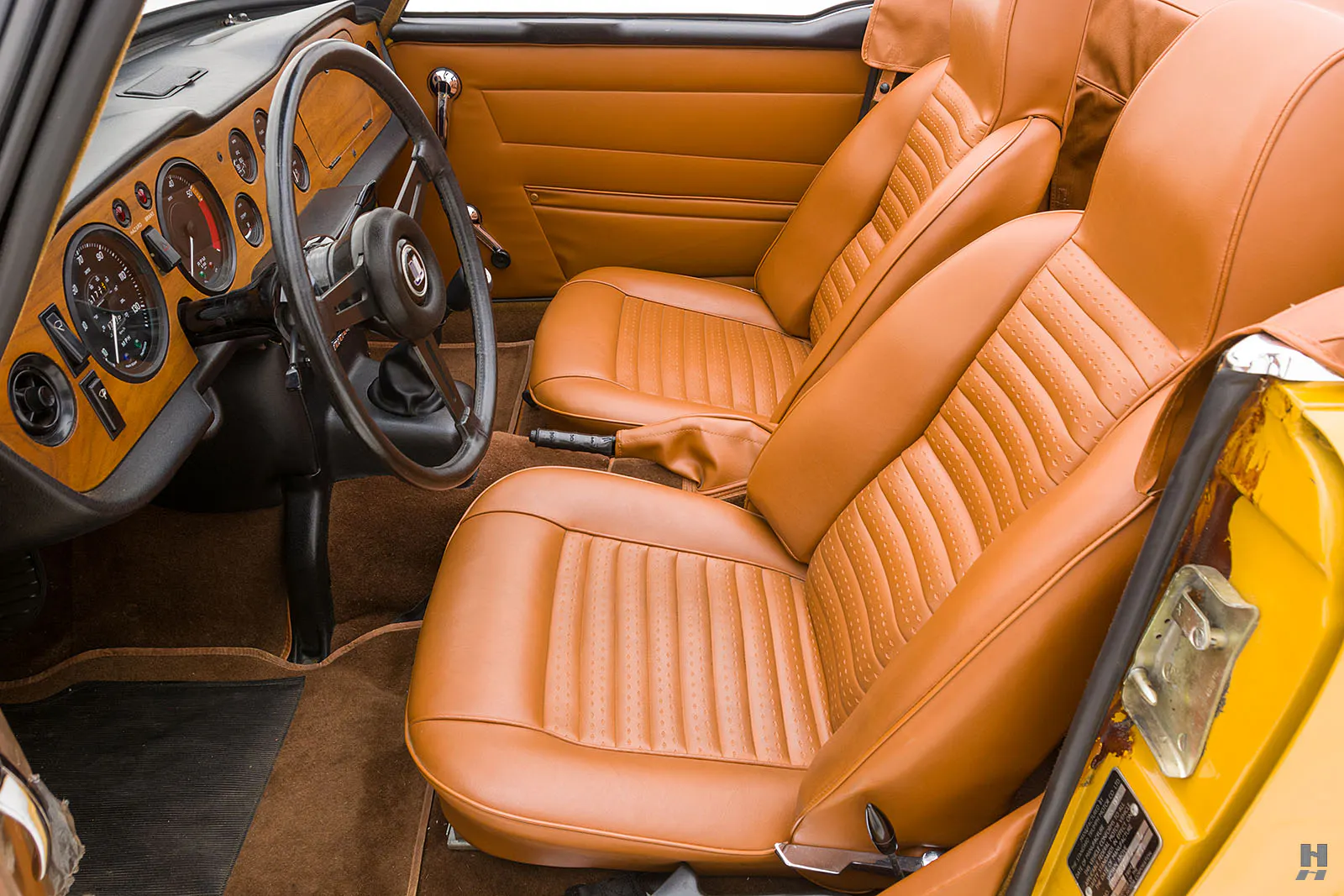 1971 Triumph TR6 2dr Convertible Courtesy of Hyman Ltd.