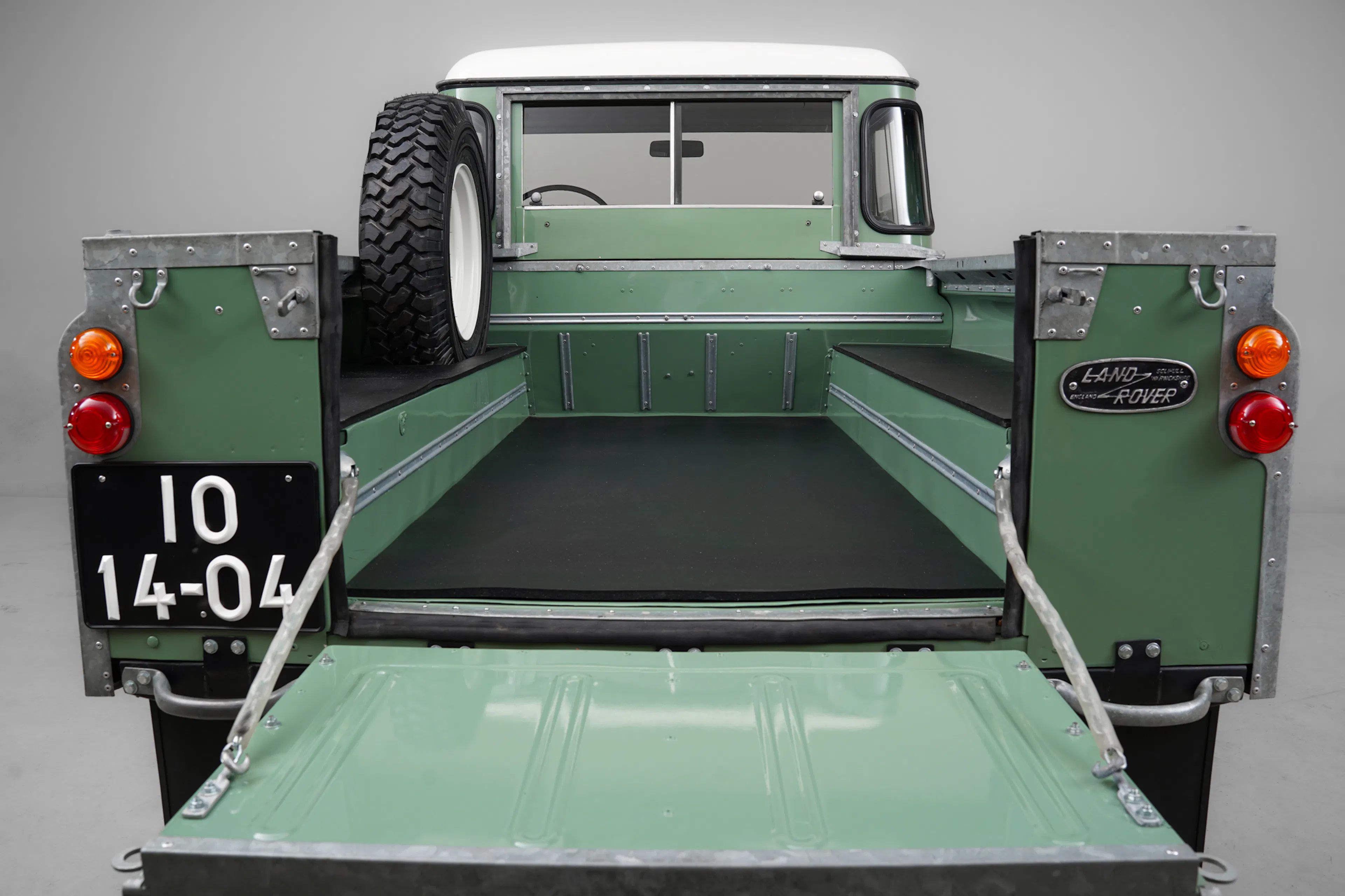 1971 Land Rover Series III 109 2dr Pickup 4x4 Courtesy of Canepa