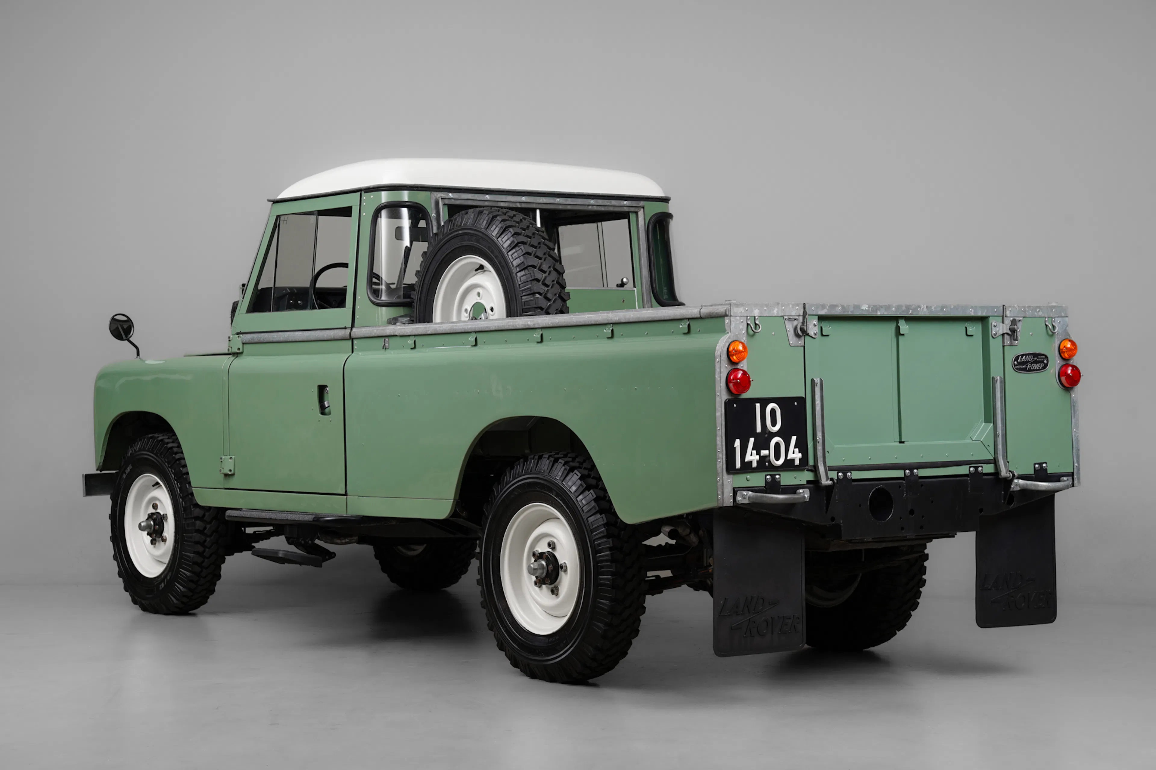 1971 Land Rover Series III 109 2dr Pickup 4x4 Courtesy of Canepa