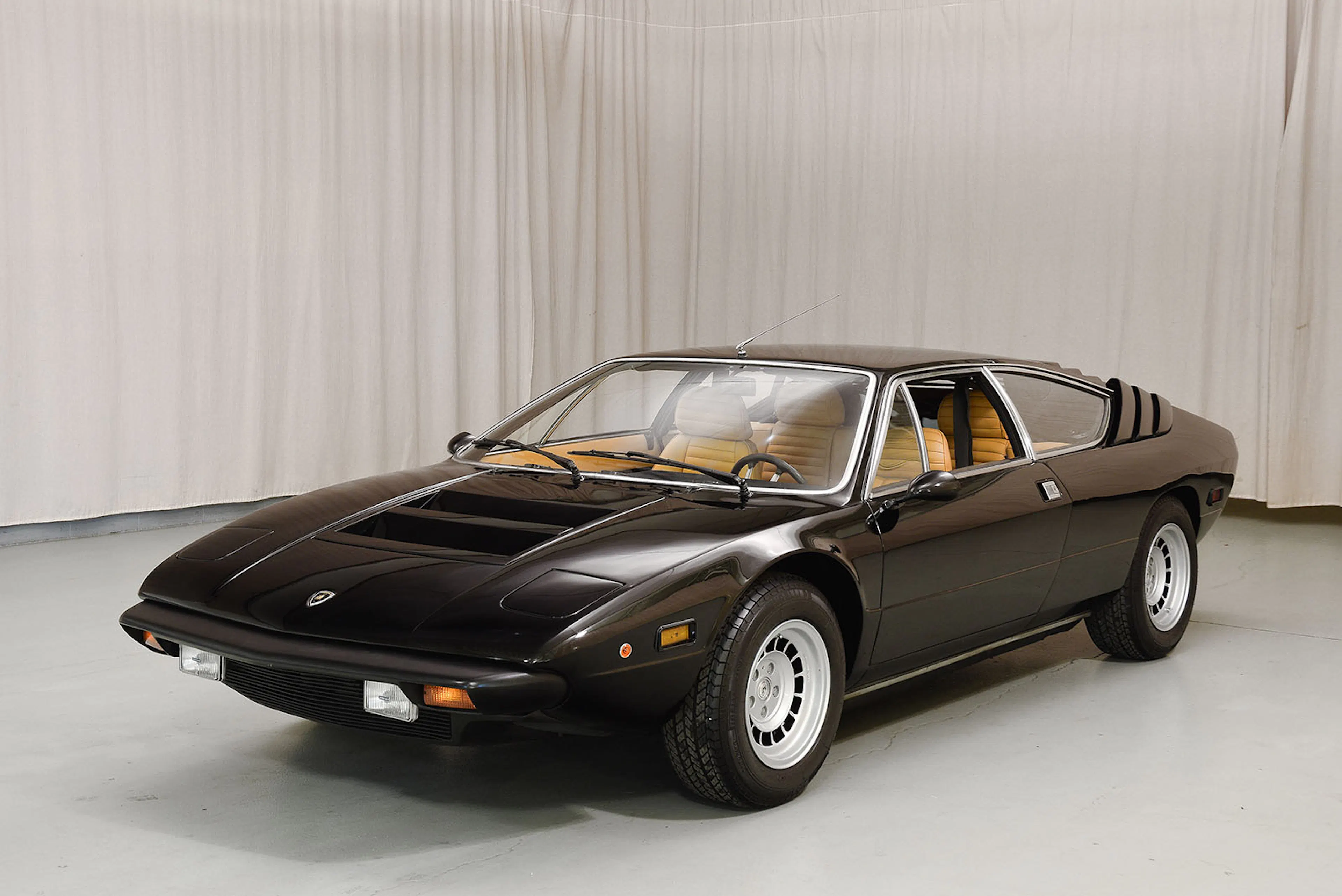 1975 Lamborghini Urraco P250 2dr Coupe Courtesy of Hyman Ltd.