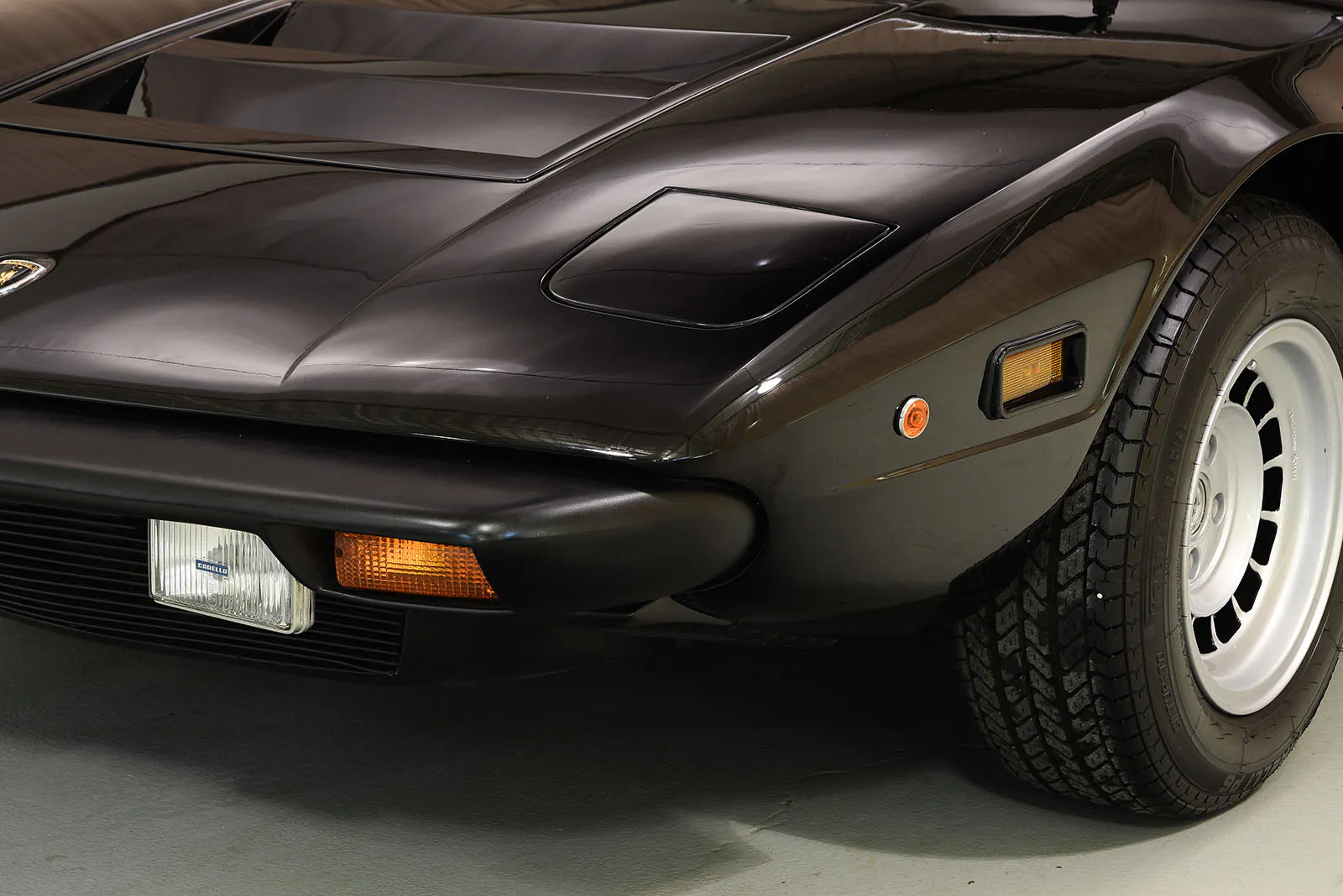 1975 Lamborghini Urraco P250 2dr Coupe Courtesy of Hyman Ltd.