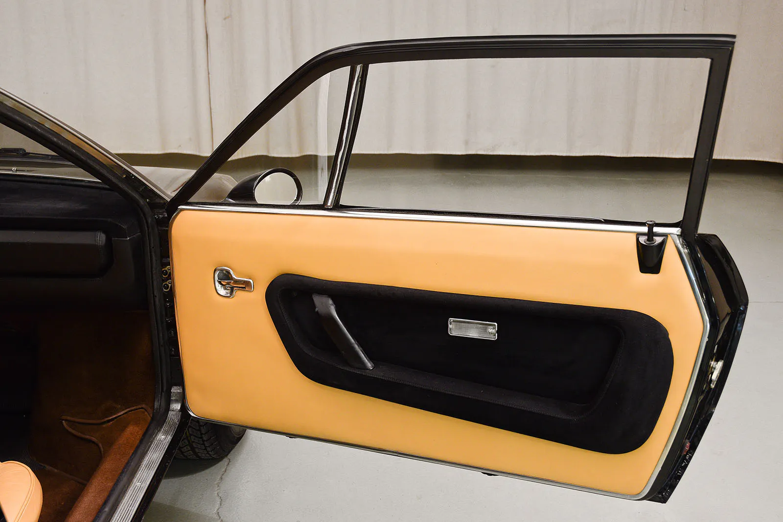 1975 Lamborghini Urraco P250 2dr Coupe Courtesy of Hyman Ltd.