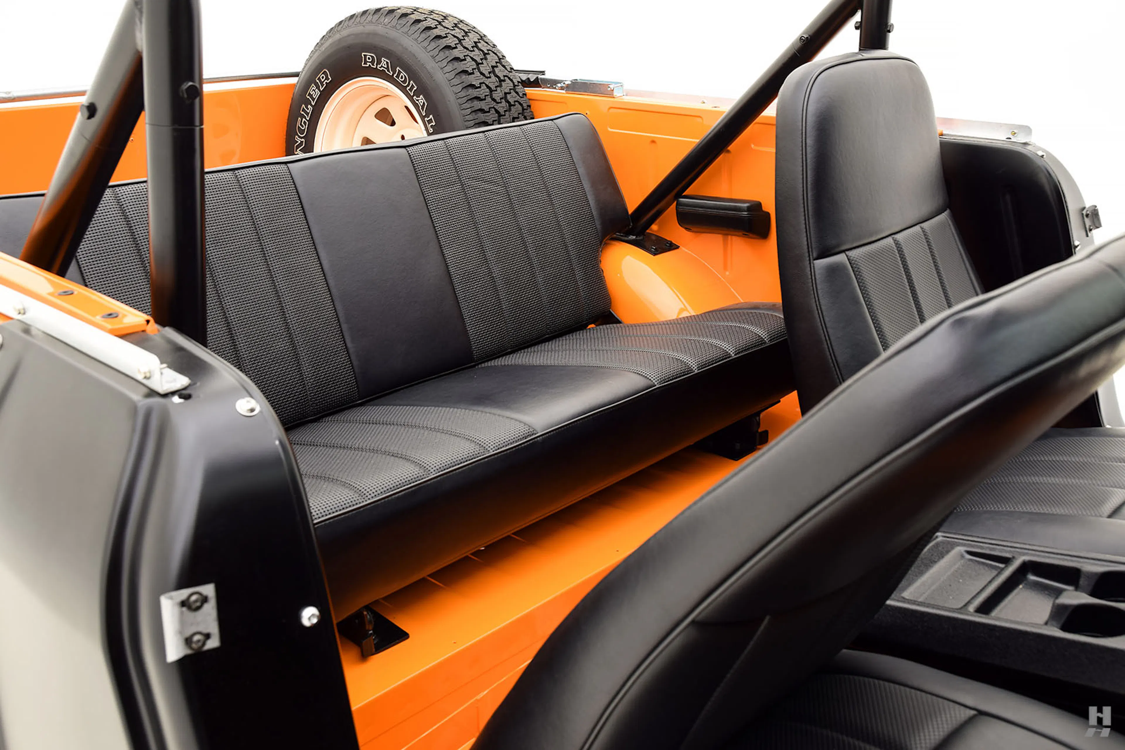 1978 International Scout II SII 2dr Sportop Utility 4x4 Courtesy of Hyman Ltd.
