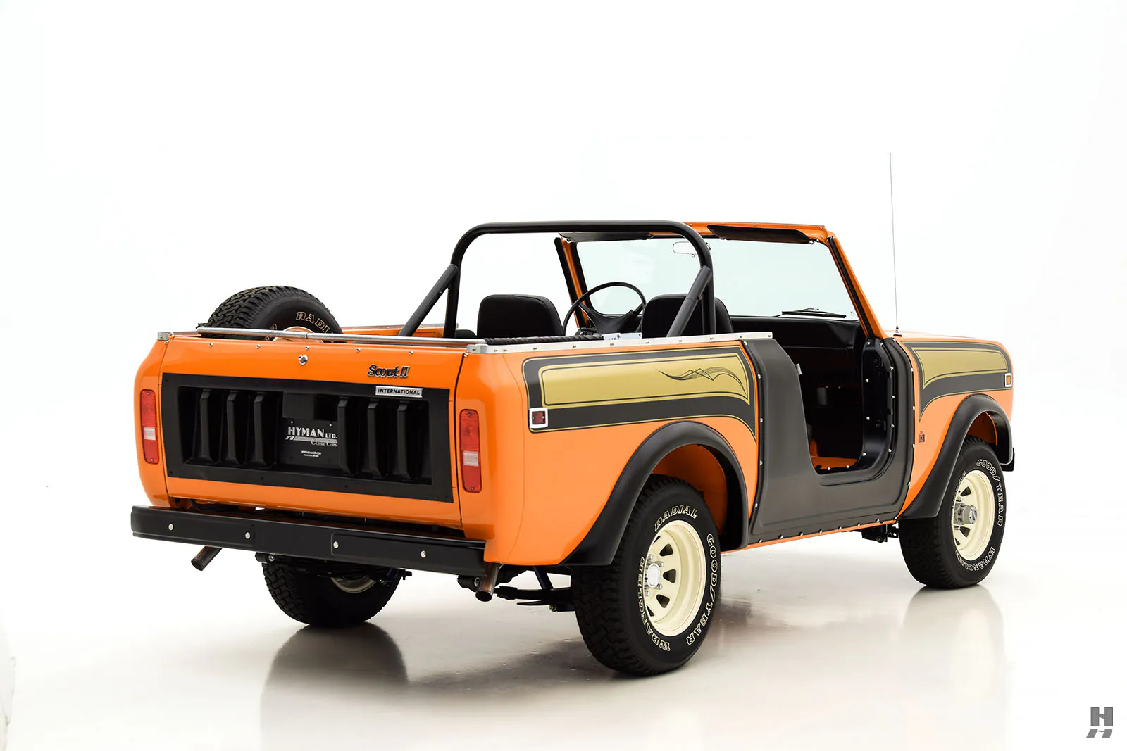 1978 International Scout II SII 2dr Sportop Utility 4x4 Courtesy of Hyman Ltd.