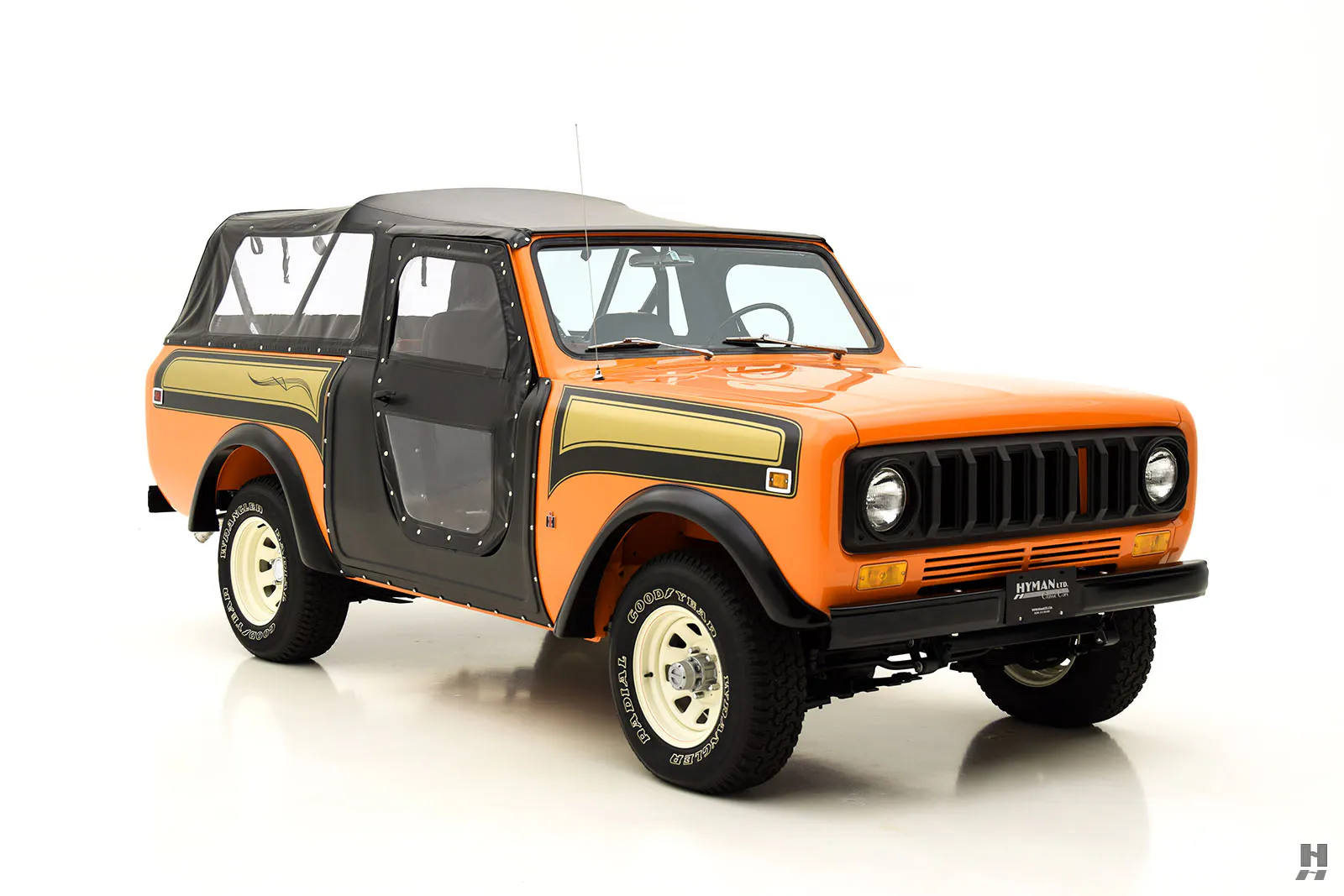 1978 International Scout II SII 2dr Sportop Utility 4x4 Courtesy of Hyman Ltd.