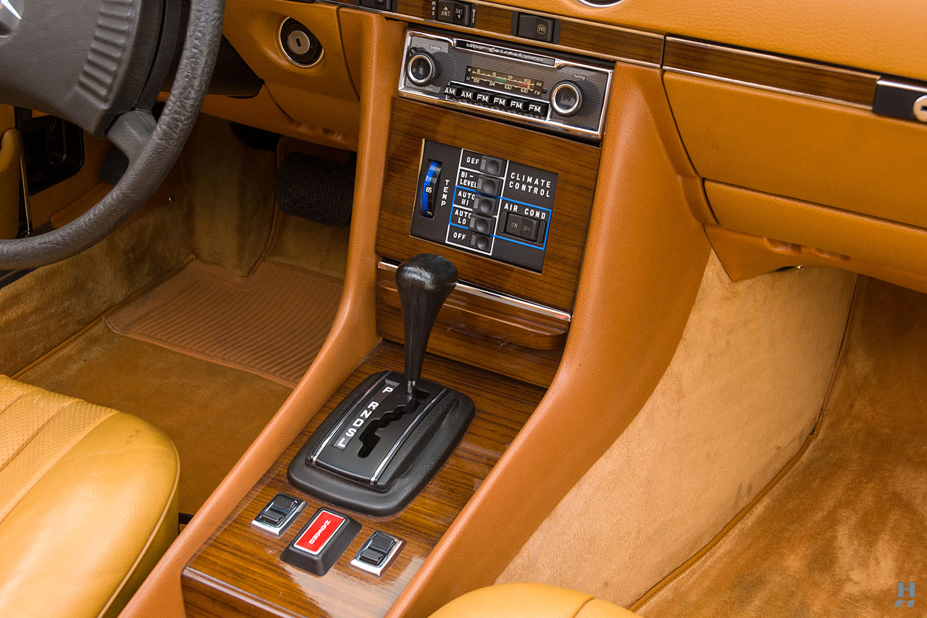 1979 Mercedes-Benz 450SL 2dr Roadster Courtesy of Hyman Ltd.