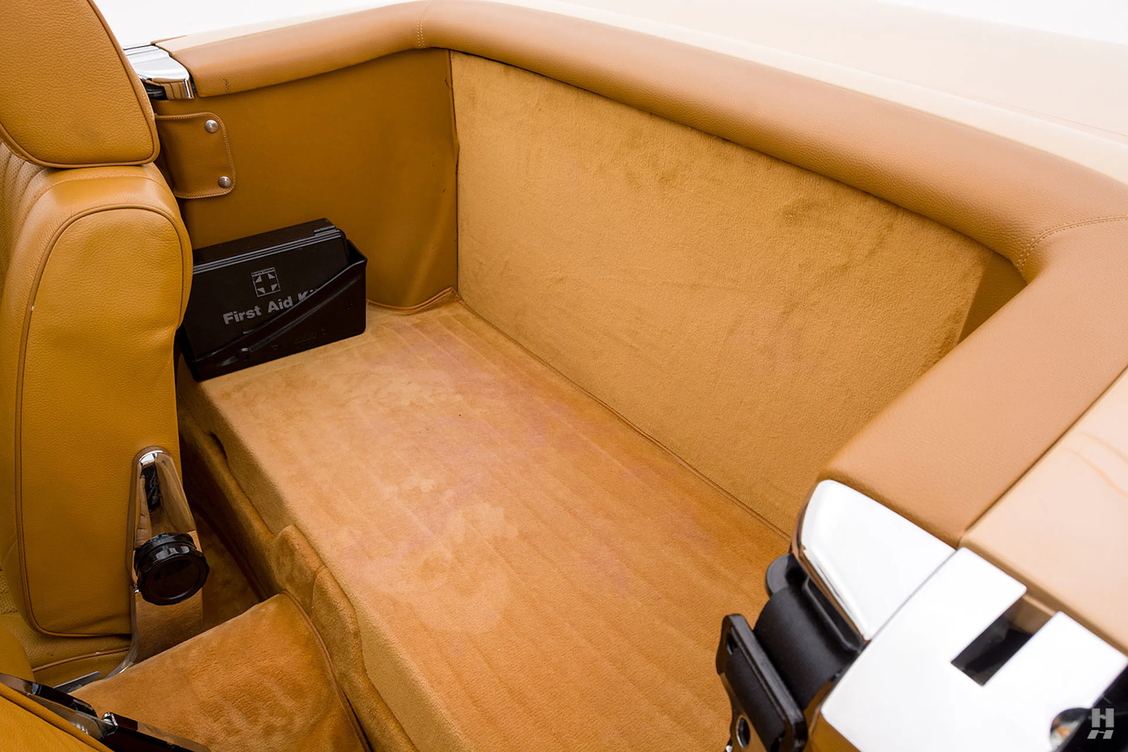 1979 Mercedes-Benz 450SL 2dr Roadster Courtesy of Hyman Ltd.