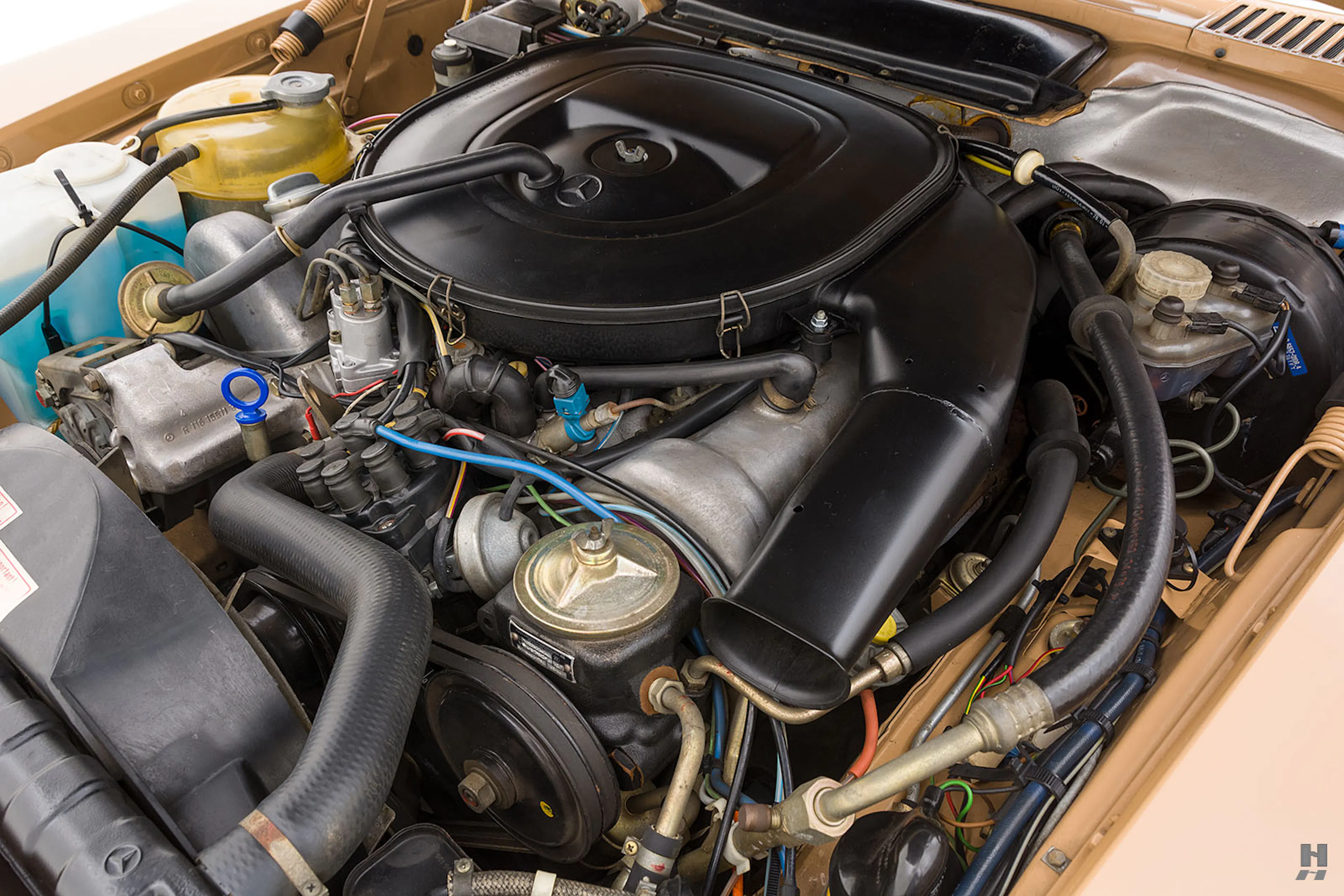 1979 Mercedes-Benz 450SL 2dr Roadster Courtesy of Hyman Ltd.