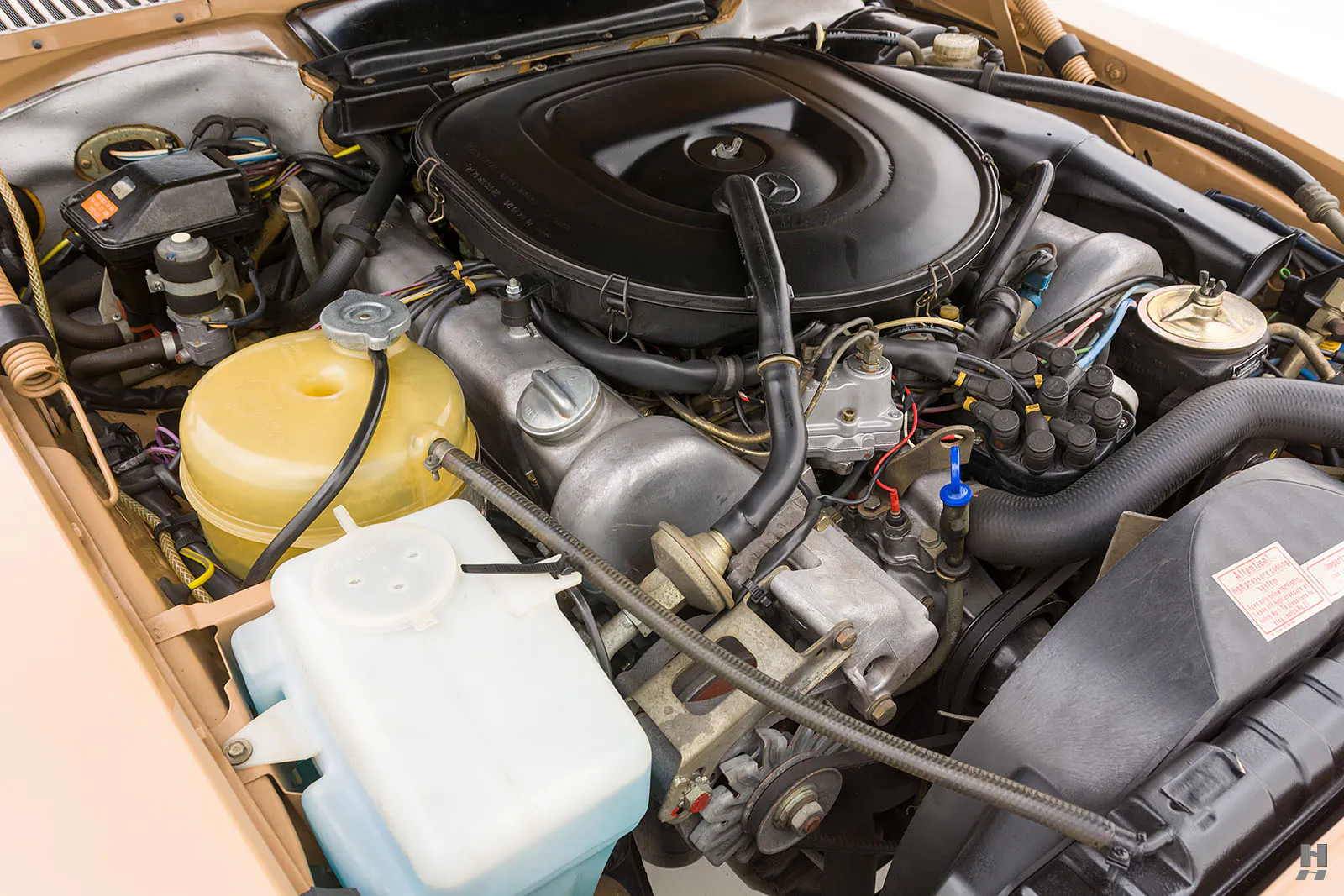 1979 Mercedes-Benz 450SL 2dr Roadster Courtesy of Hyman Ltd.