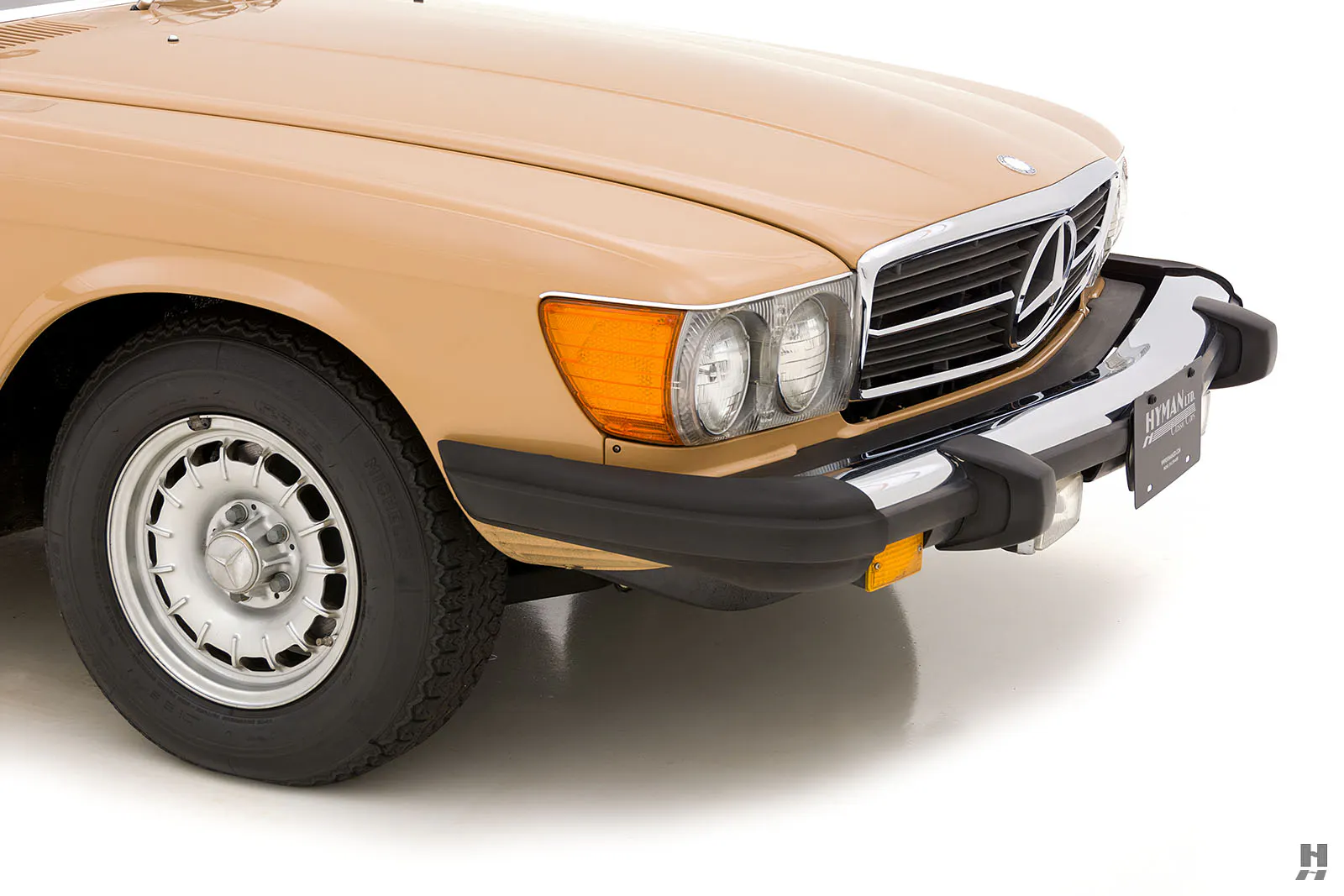 1979 Mercedes-Benz 450SL 2dr Roadster Courtesy of Hyman Ltd.