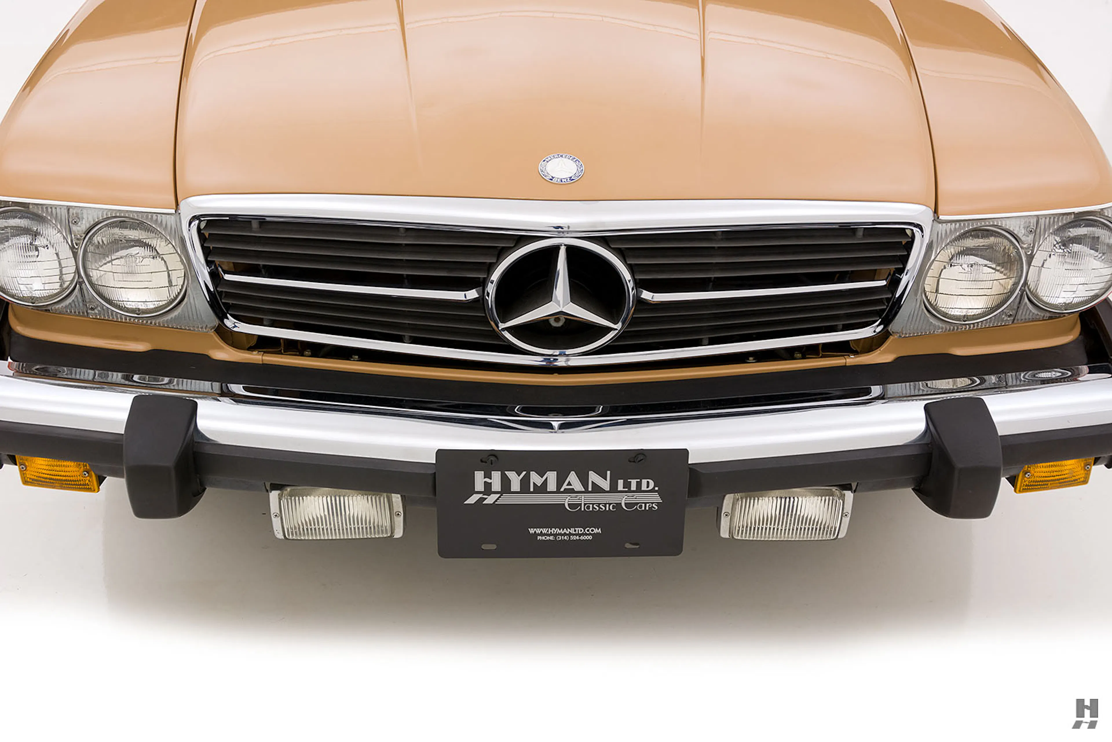 1979 Mercedes-Benz 450SL 2dr Roadster Courtesy of Hyman Ltd.