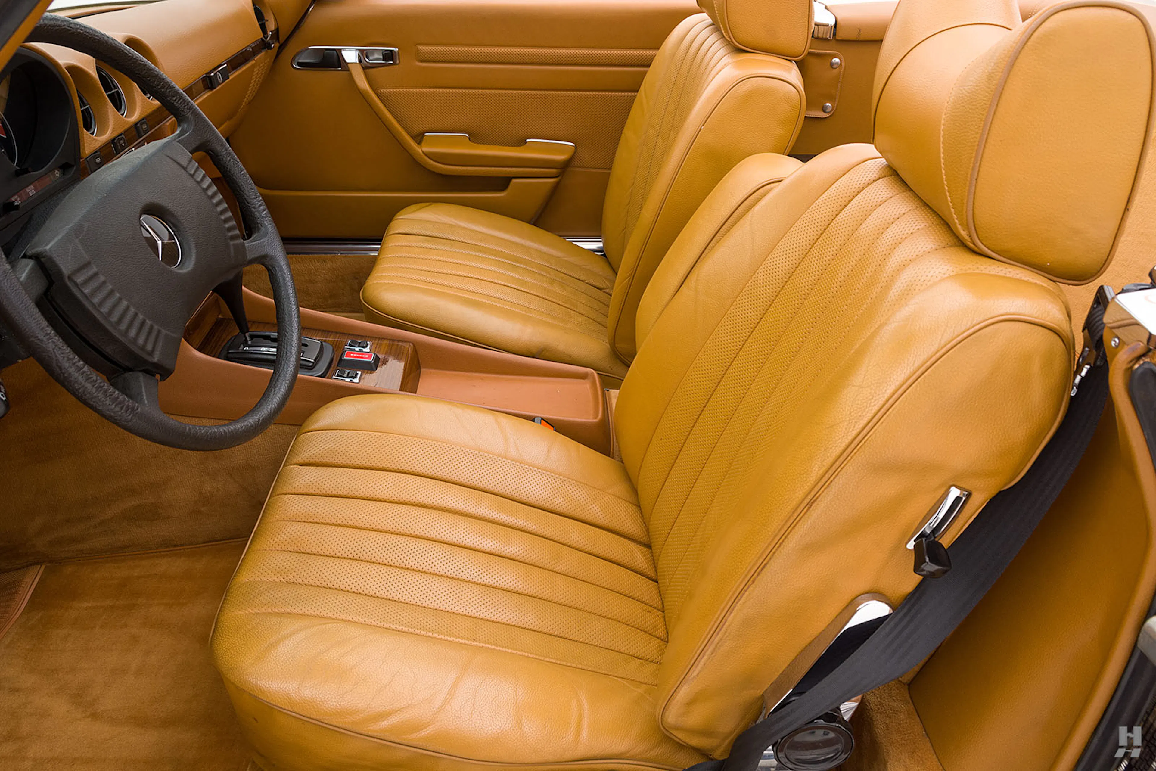 1979 Mercedes-Benz 450SL 2dr Roadster Courtesy of Hyman Ltd.