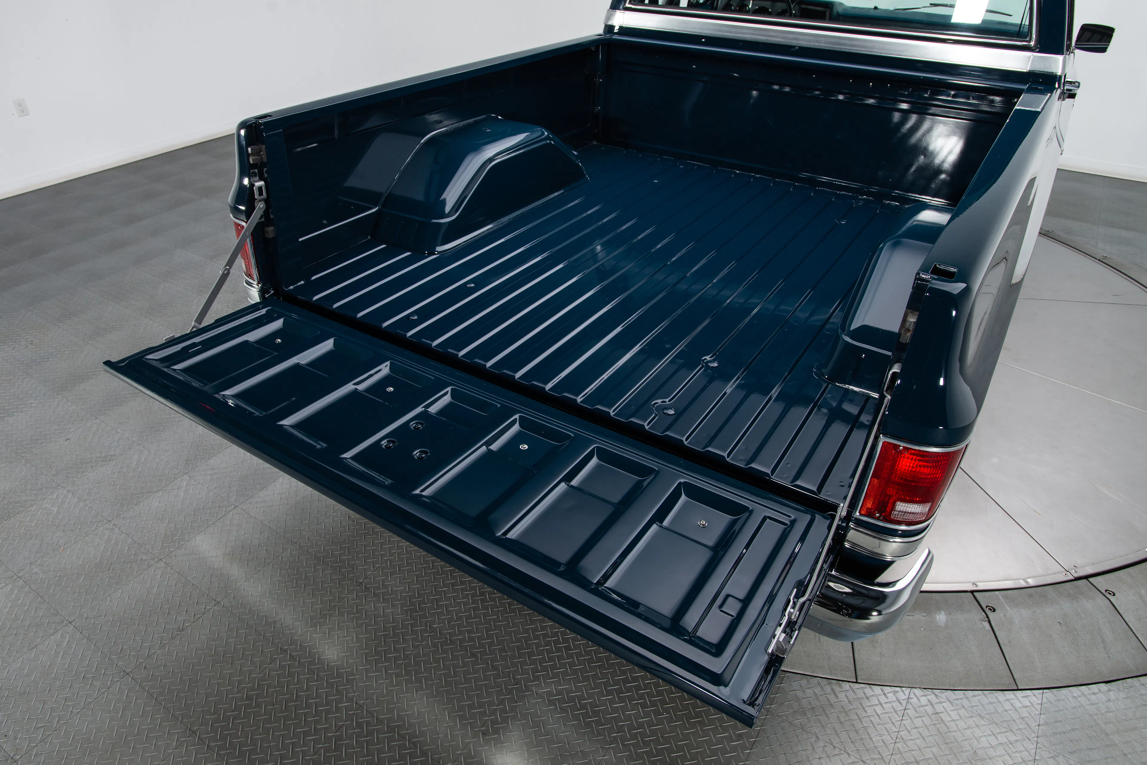 1983 Chevrolet C10 1/2 Ton 2dr Pickup Courtesy of RK Motors