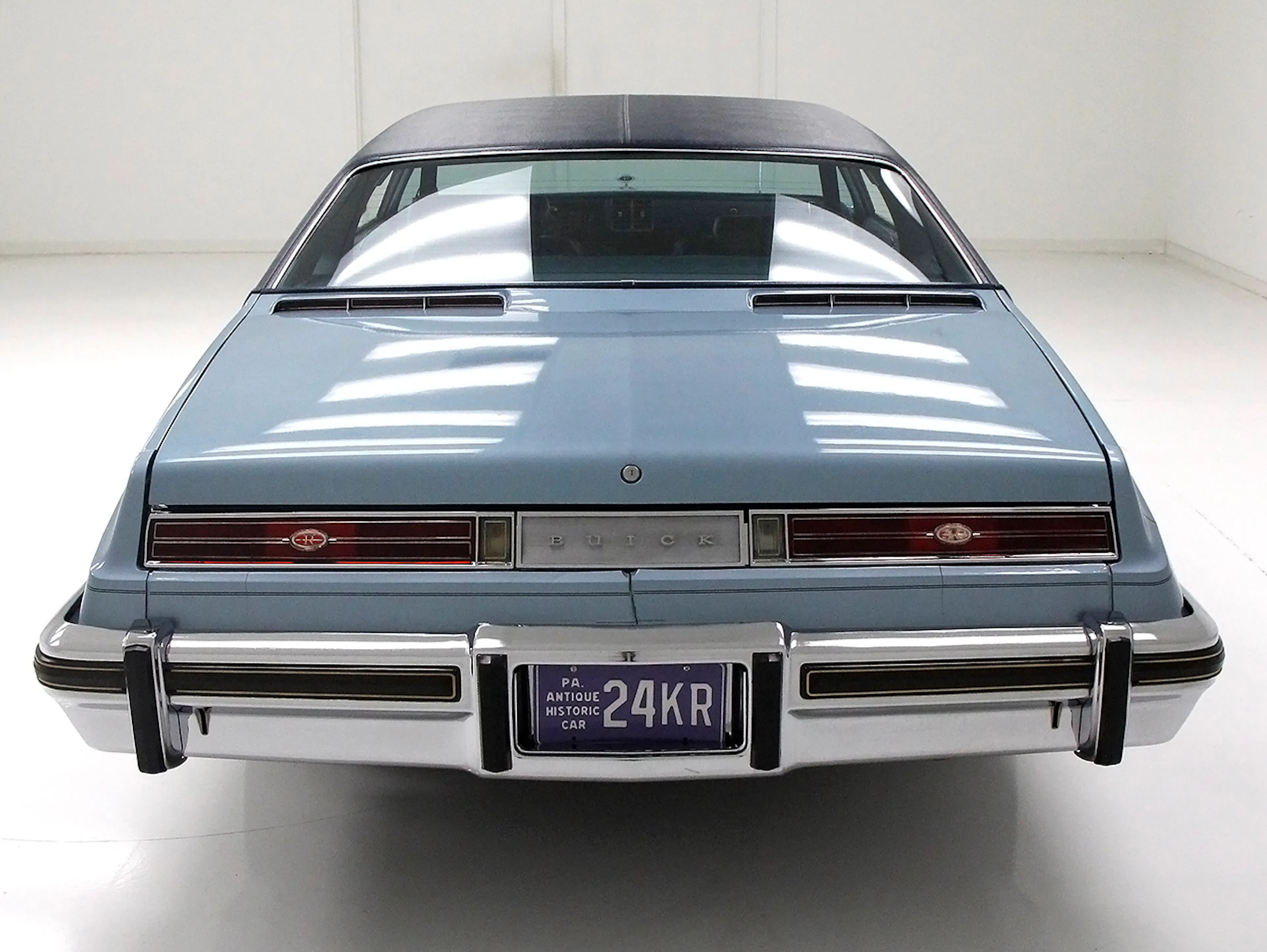 1975 Buick Riviera coupe courtesy Classic Auto Mall
