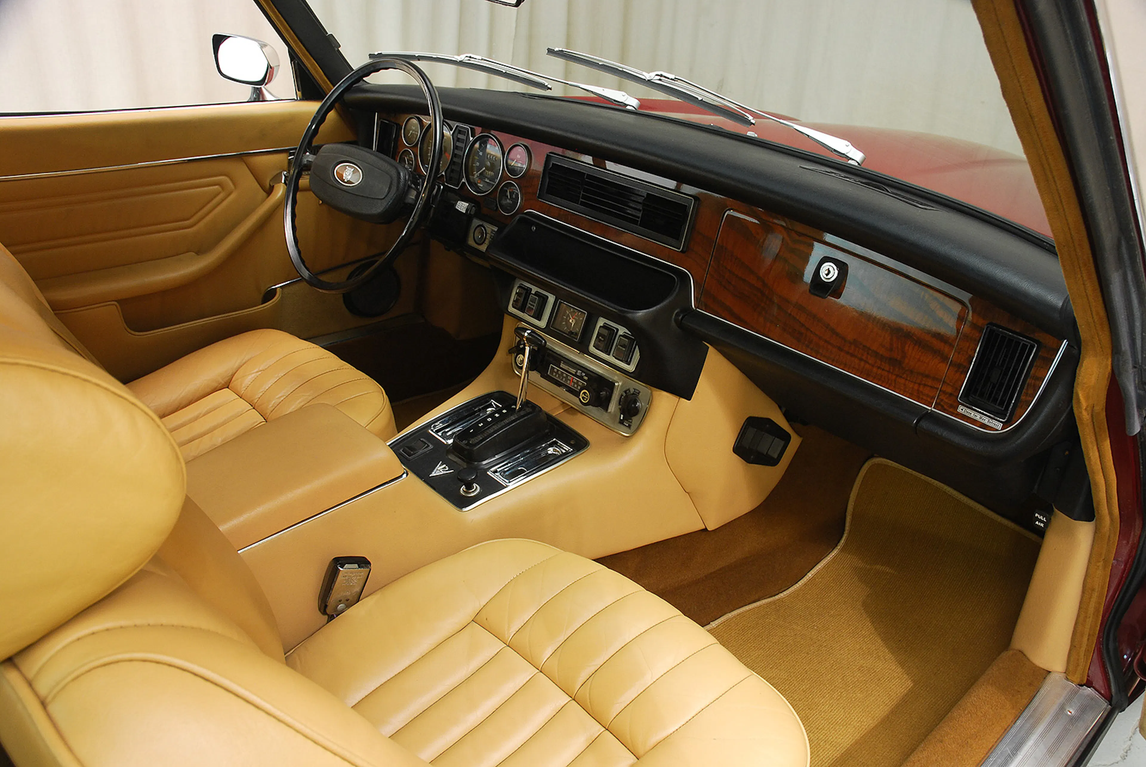 1975 Jaguar XJ-12 C 2dr Coupe Courtesy of Hyman Ltd.