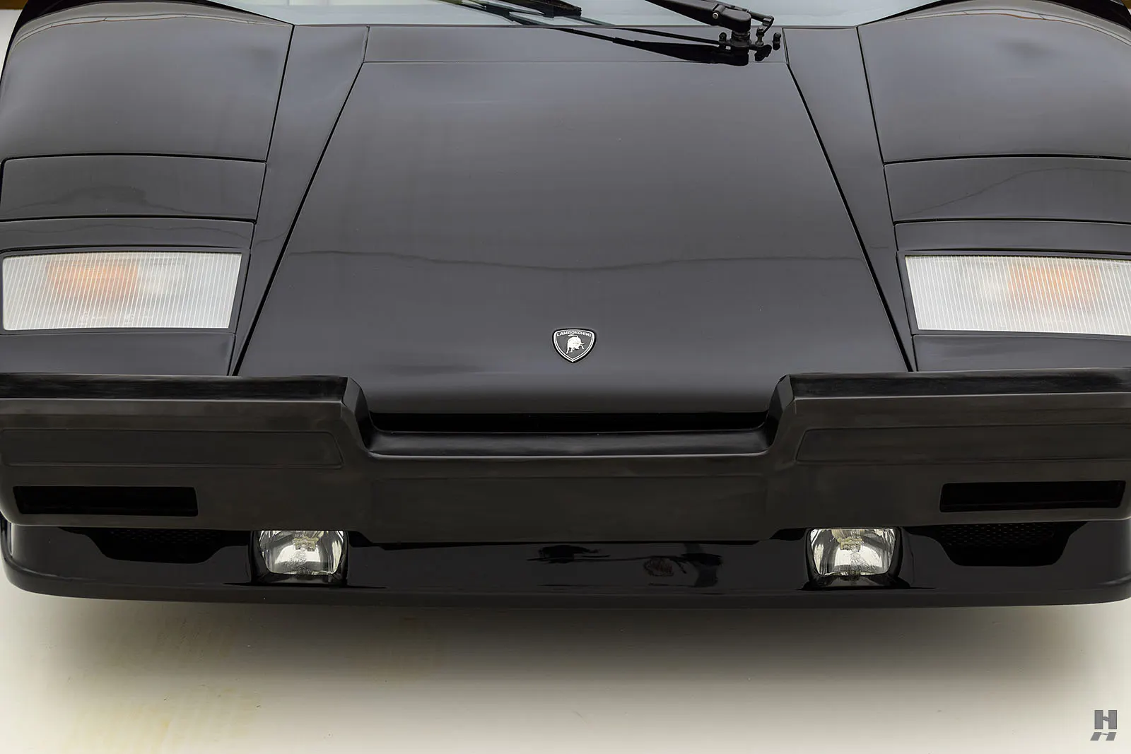 1989 Lamborghini Countach Silver Anniversary 2dr Coupe Courtesy of Hyman Ltd.