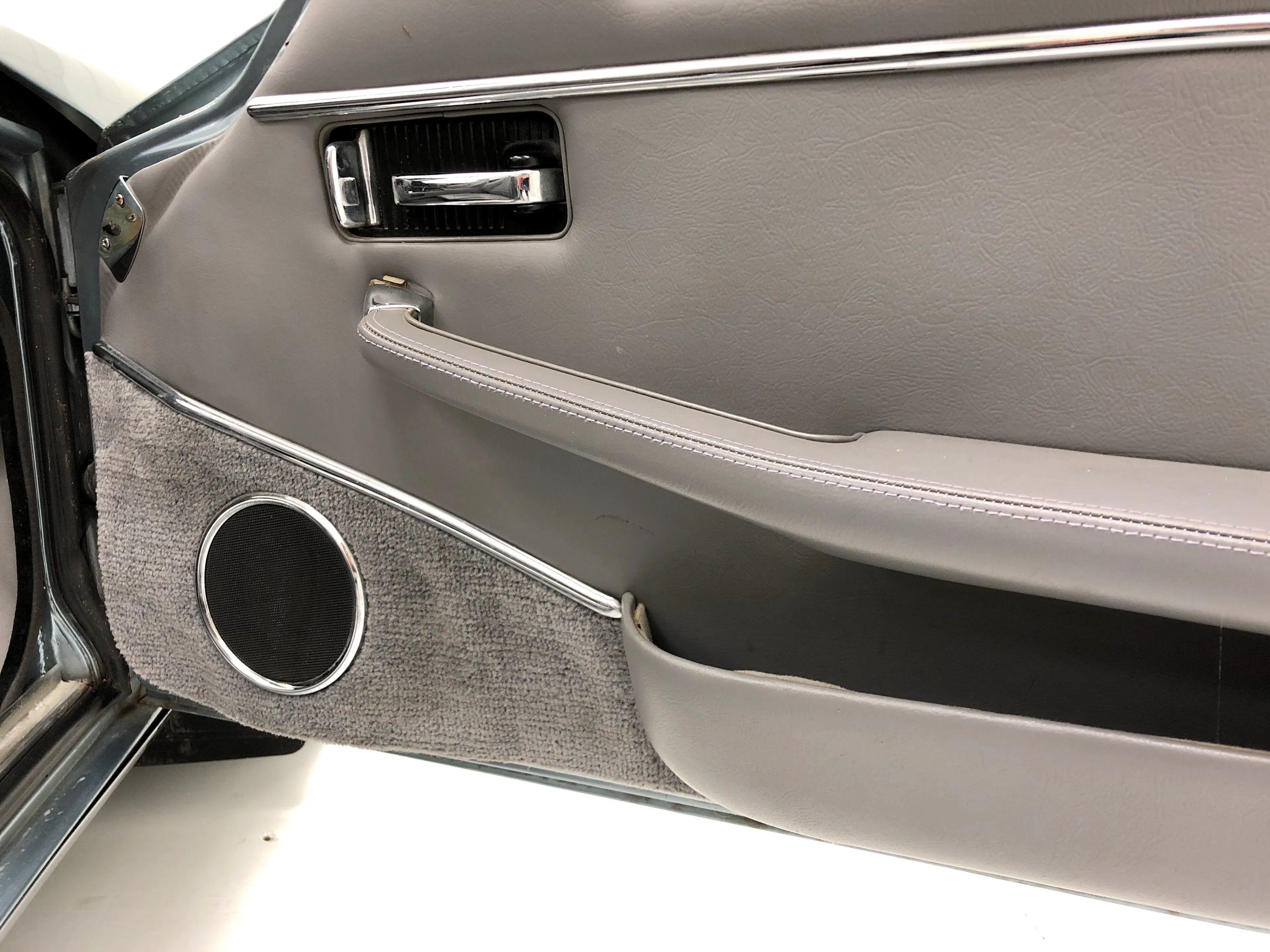 1990 Jaguar XJ-S 2dr Convertible Courtesy of Classic Auto Mall