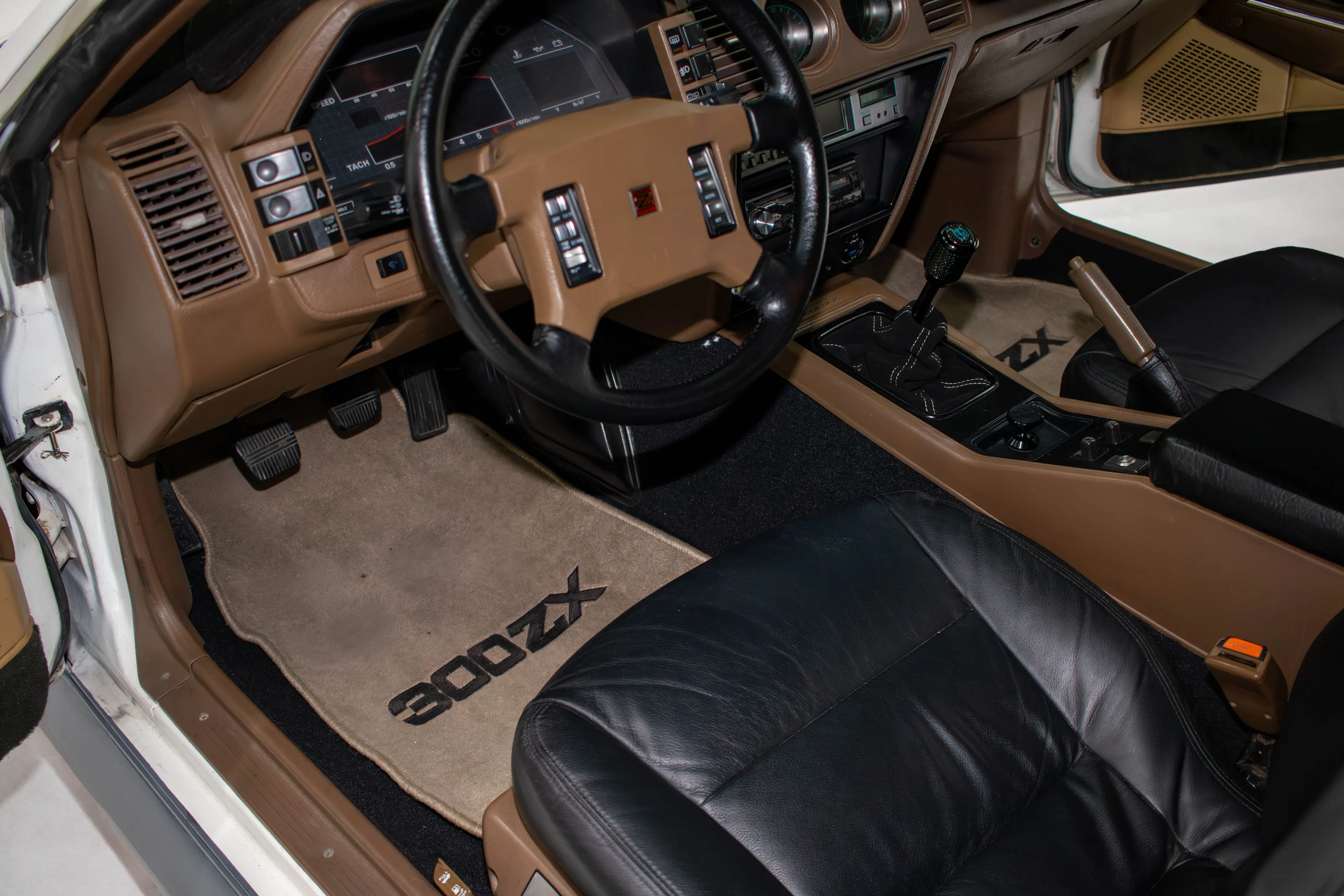 1986 Nissan 300ZX 2dr Hatchback Courtesy of Michelle Click